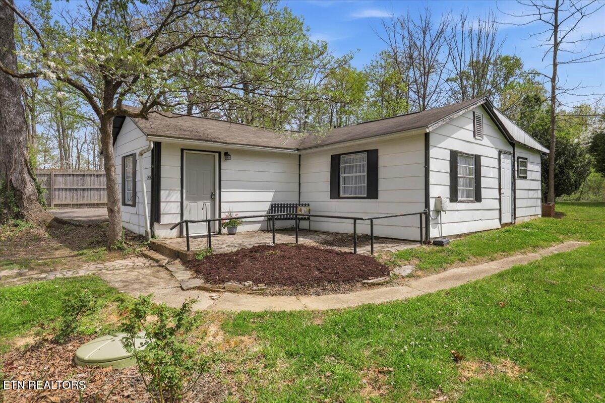 Knoxville TN 37920