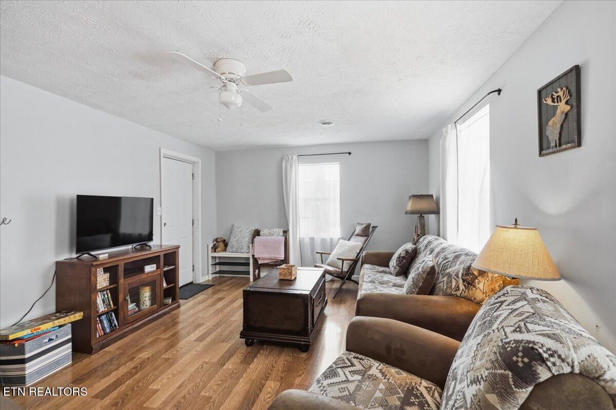 Knoxville TN 37920