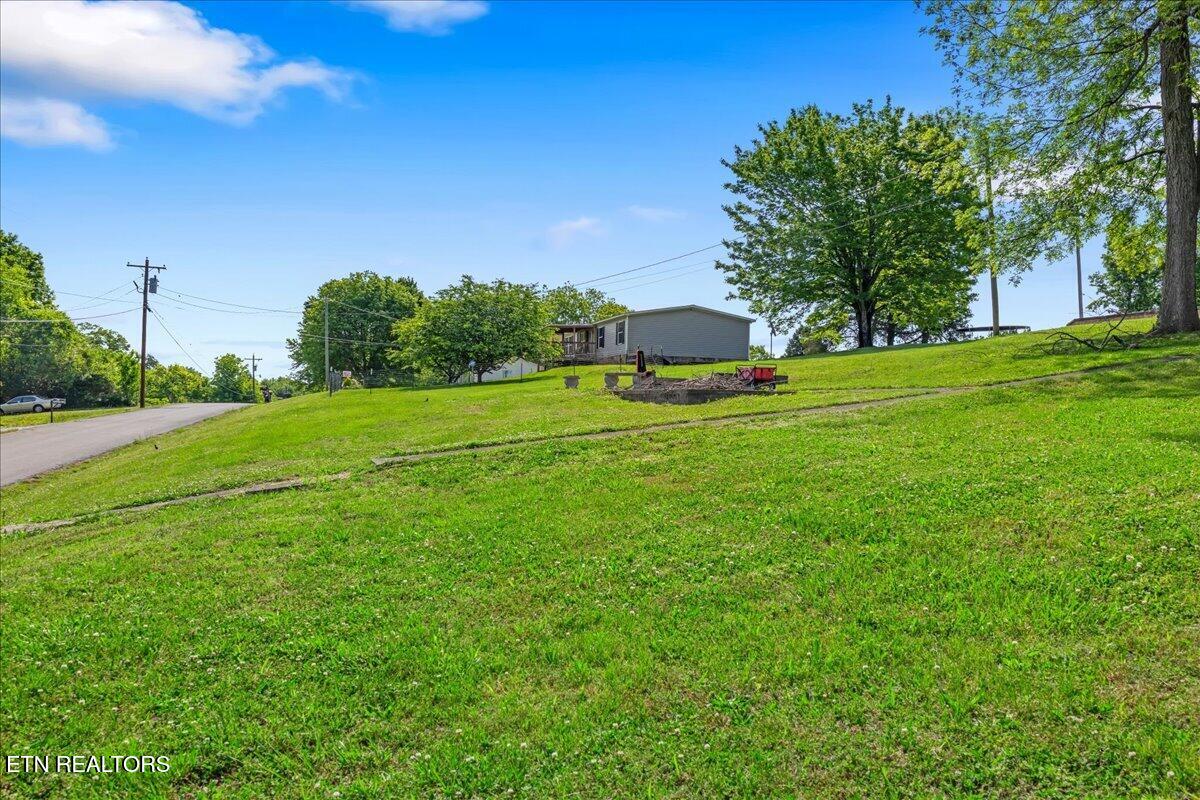 1017 Beardshire Street Sweetwater TN 37874
