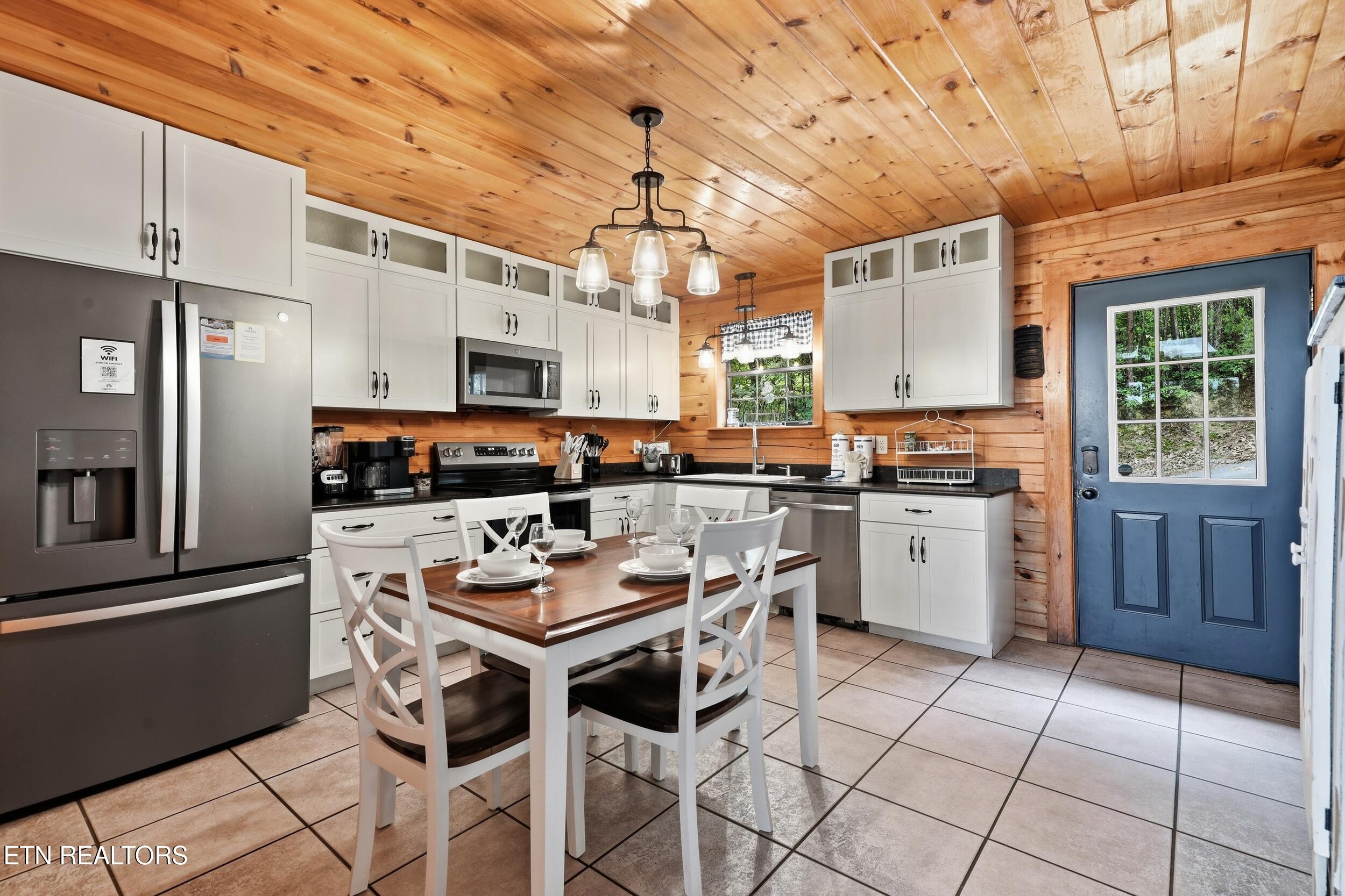4137 Ole Smoky Way Sevierville TN 37862
