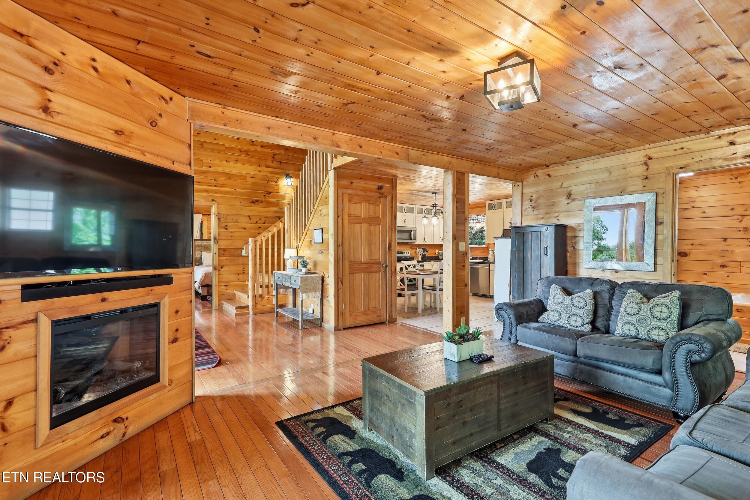4137 Ole Smoky Way Sevierville TN 37862
