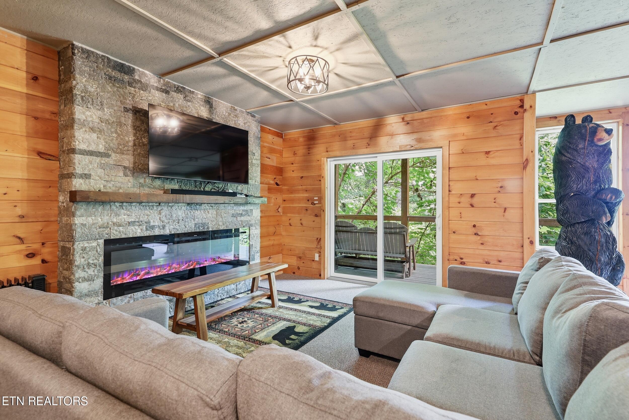 4137 Ole Smoky Way Sevierville TN 37862