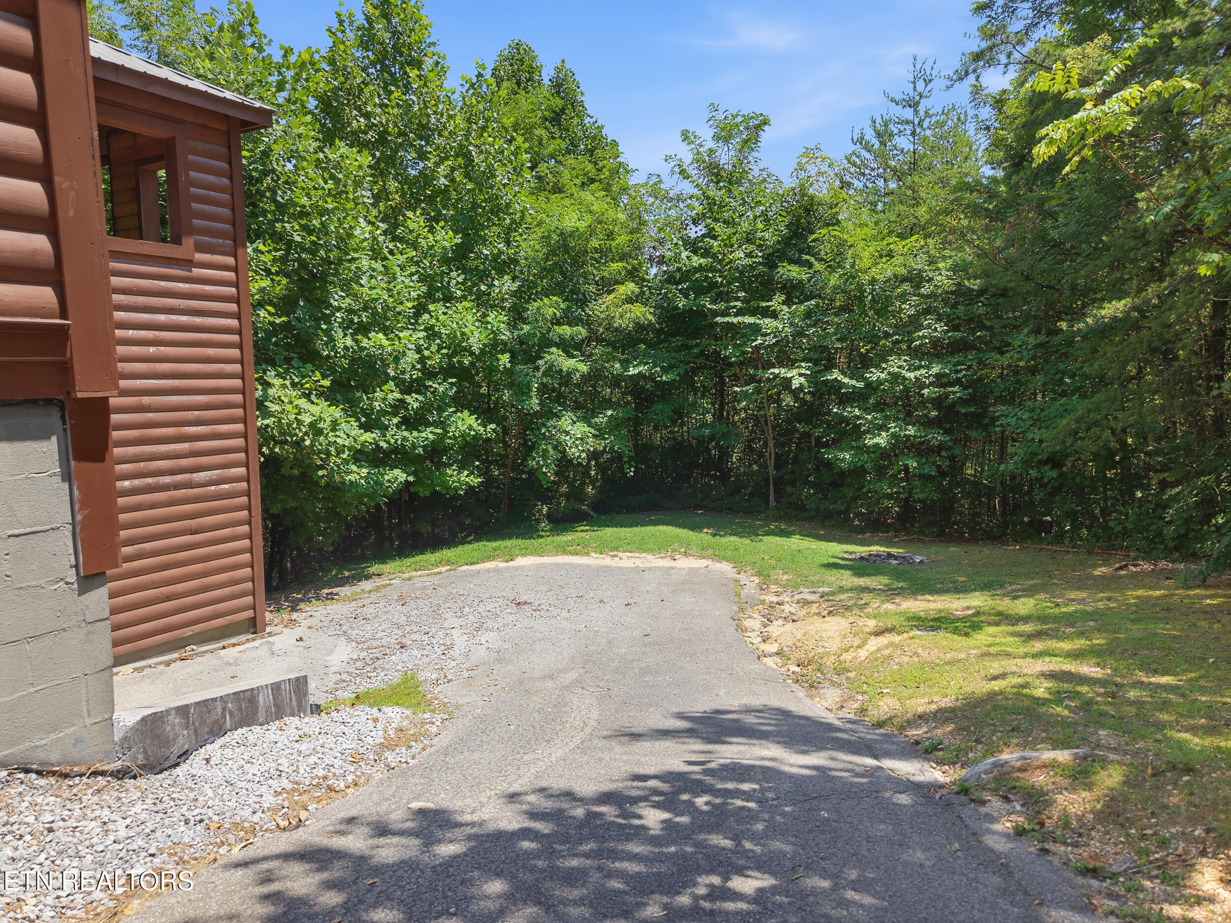 4137 Ole Smoky Way Sevierville TN 37862