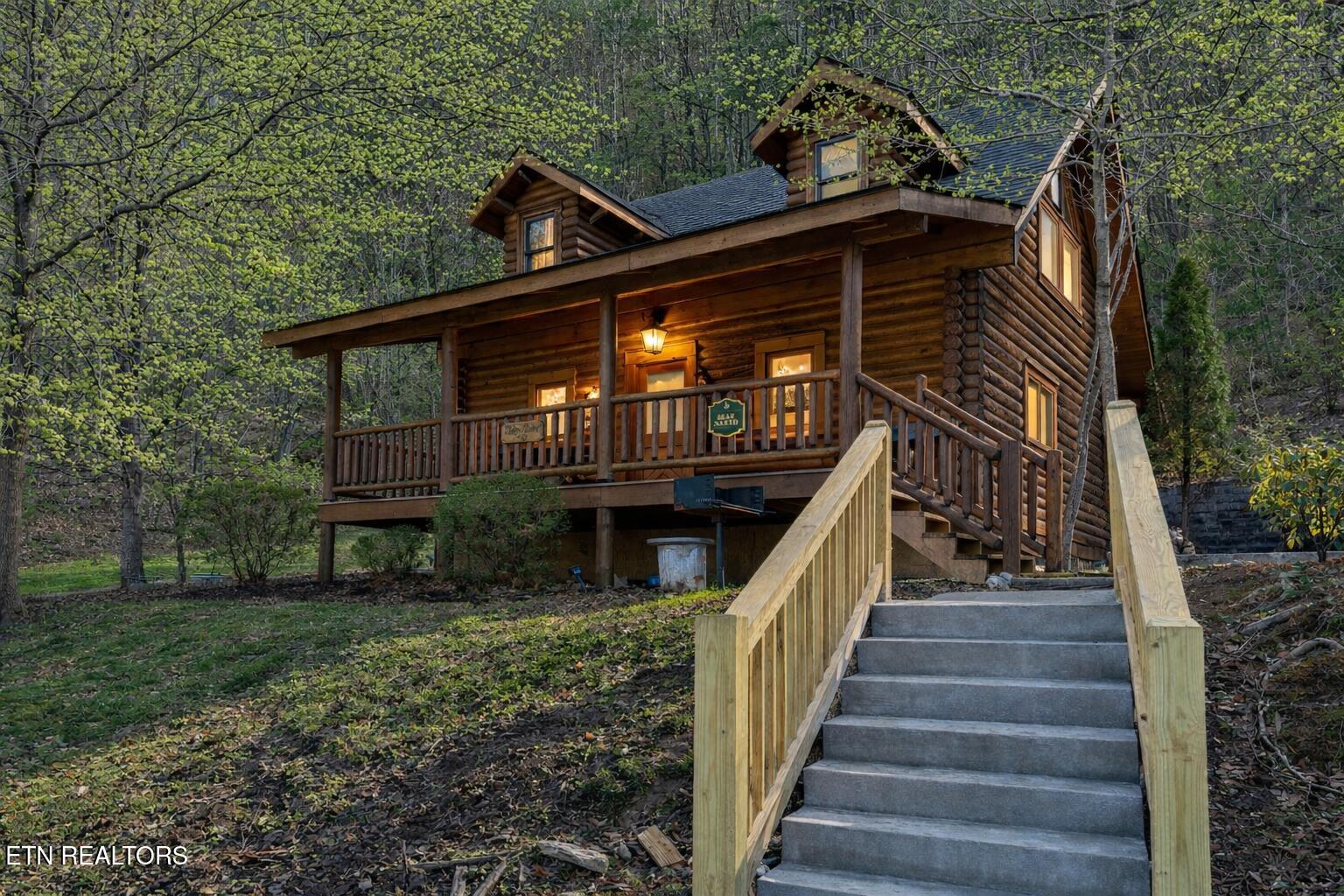 3221 Smoky Ridge Way Sevierville TN 37862