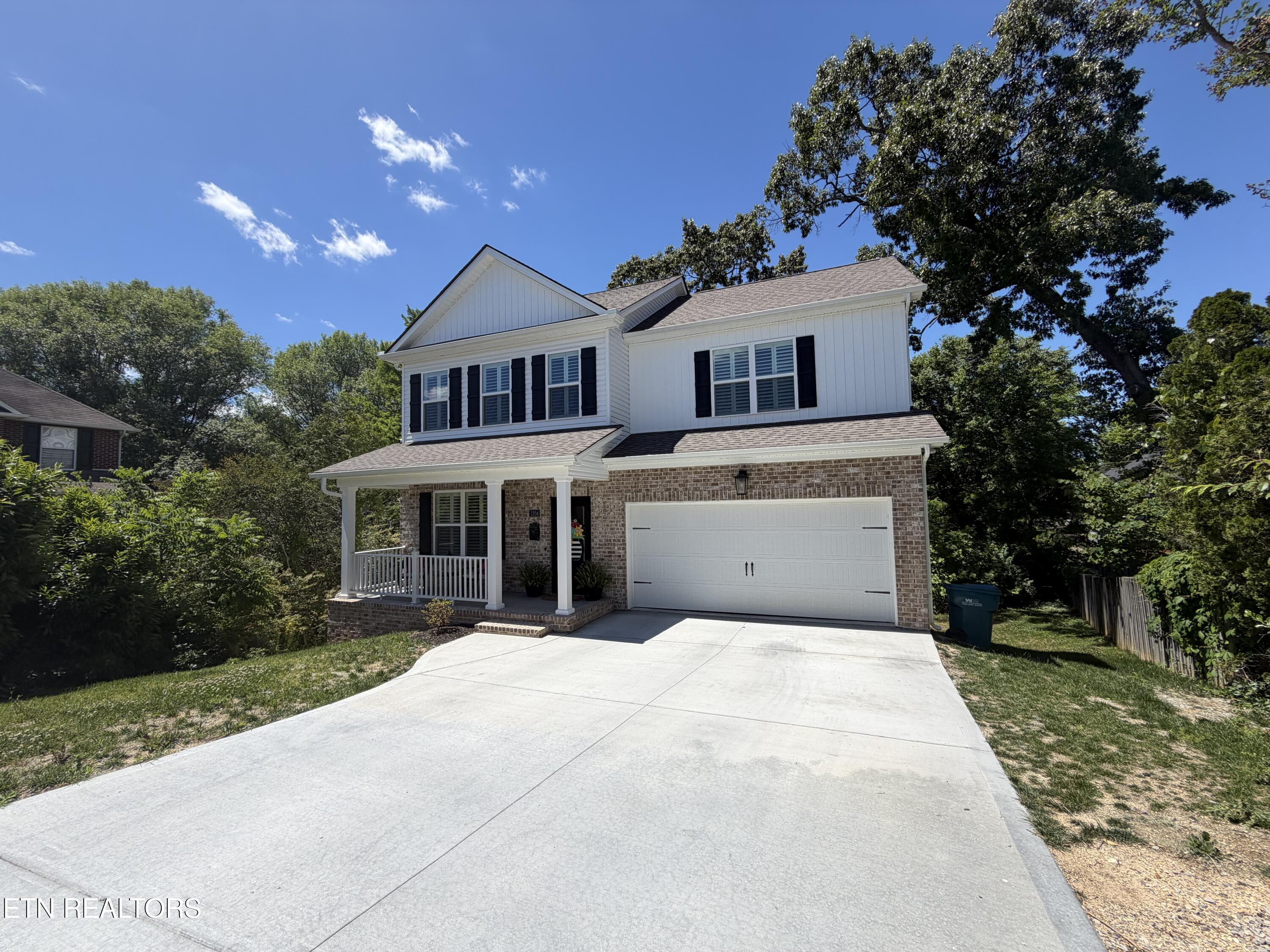 1204 Emerald Forest Lane Powell TN 37849