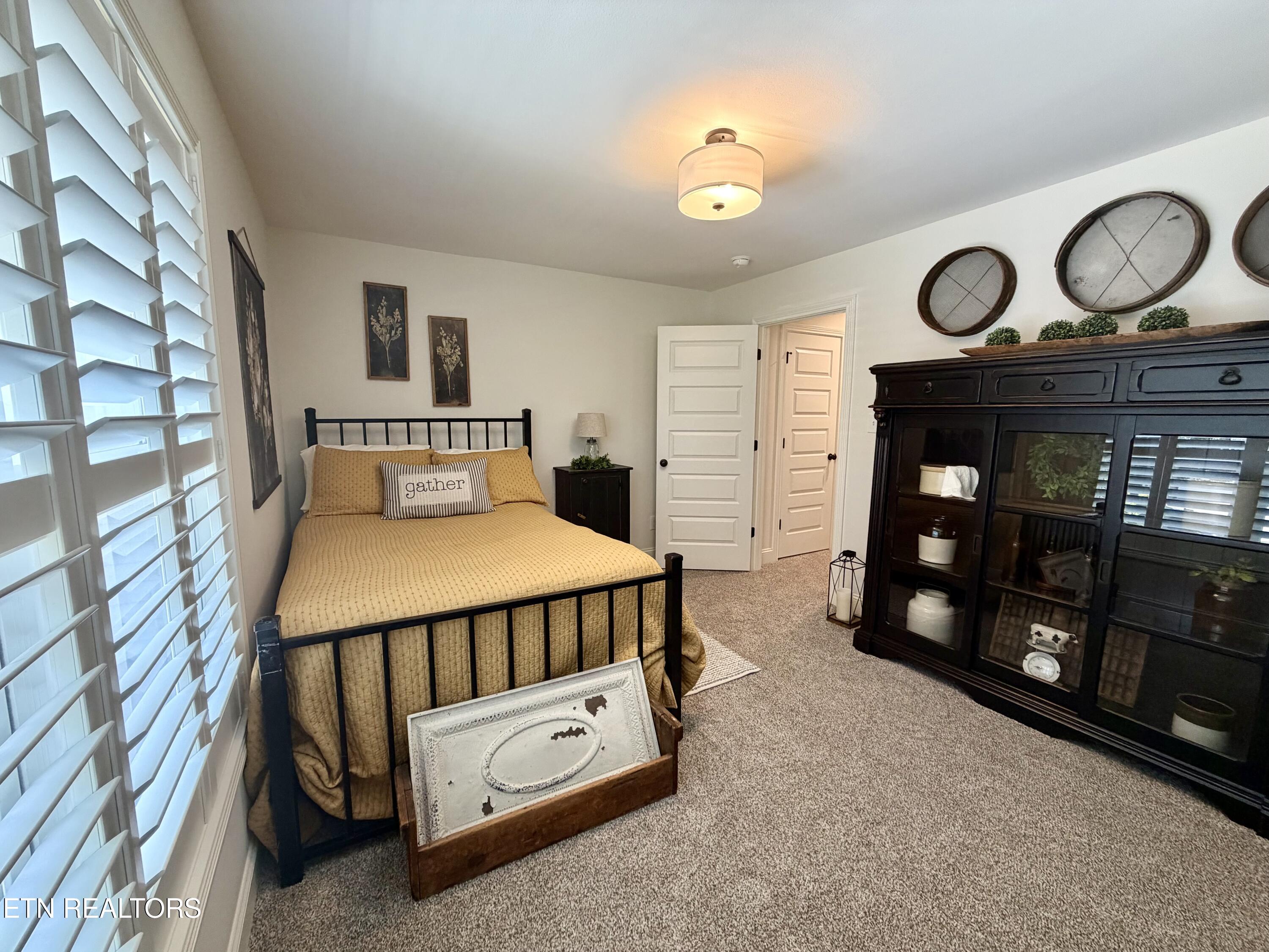 1204 Emerald Forest Lane Powell TN 37849