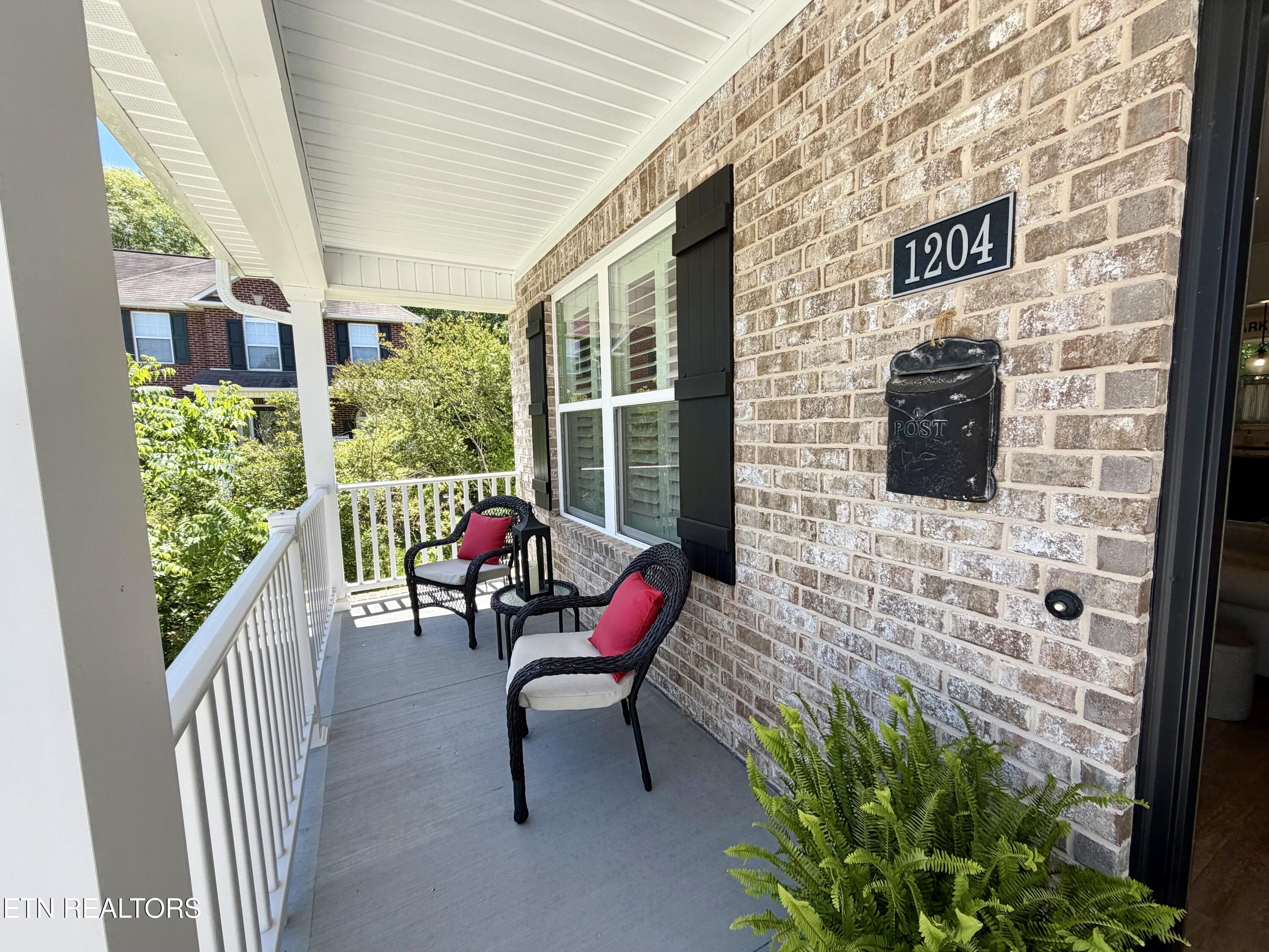 1204 Emerald Forest Lane Powell TN 37849