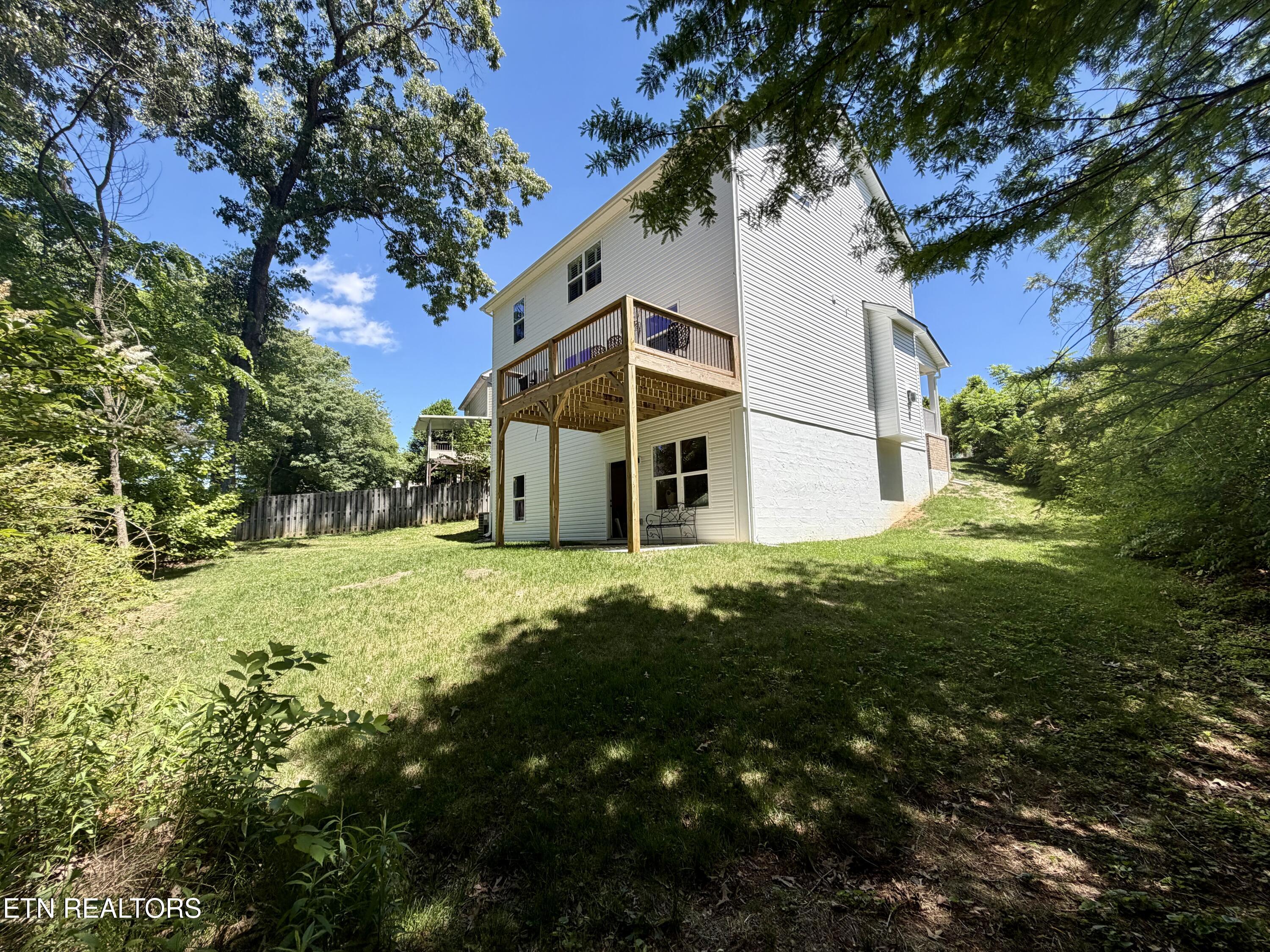 1204 Emerald Forest Lane Powell TN 37849