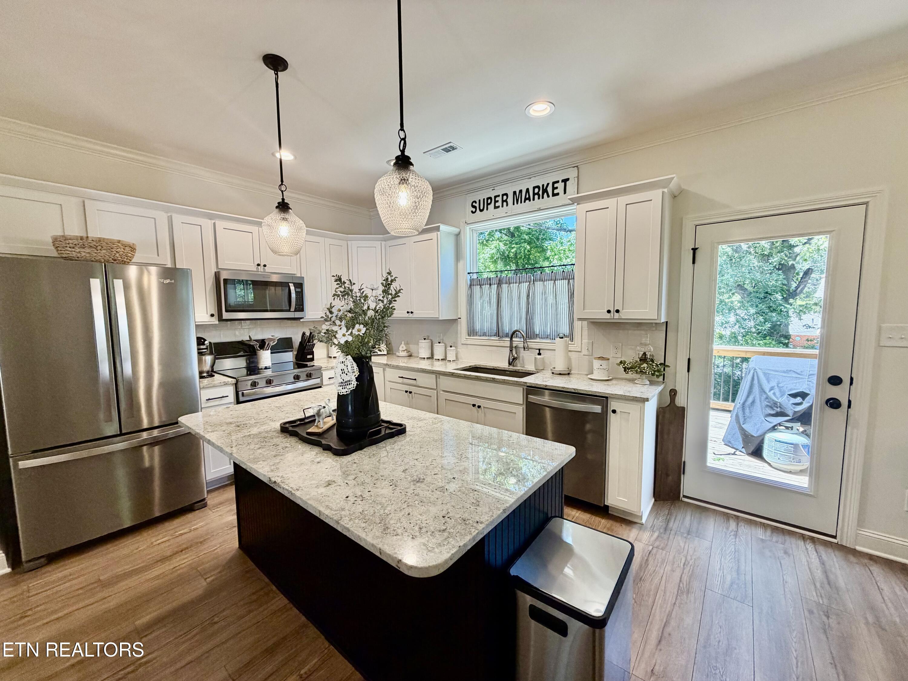 1204 Emerald Forest Lane Powell TN 37849