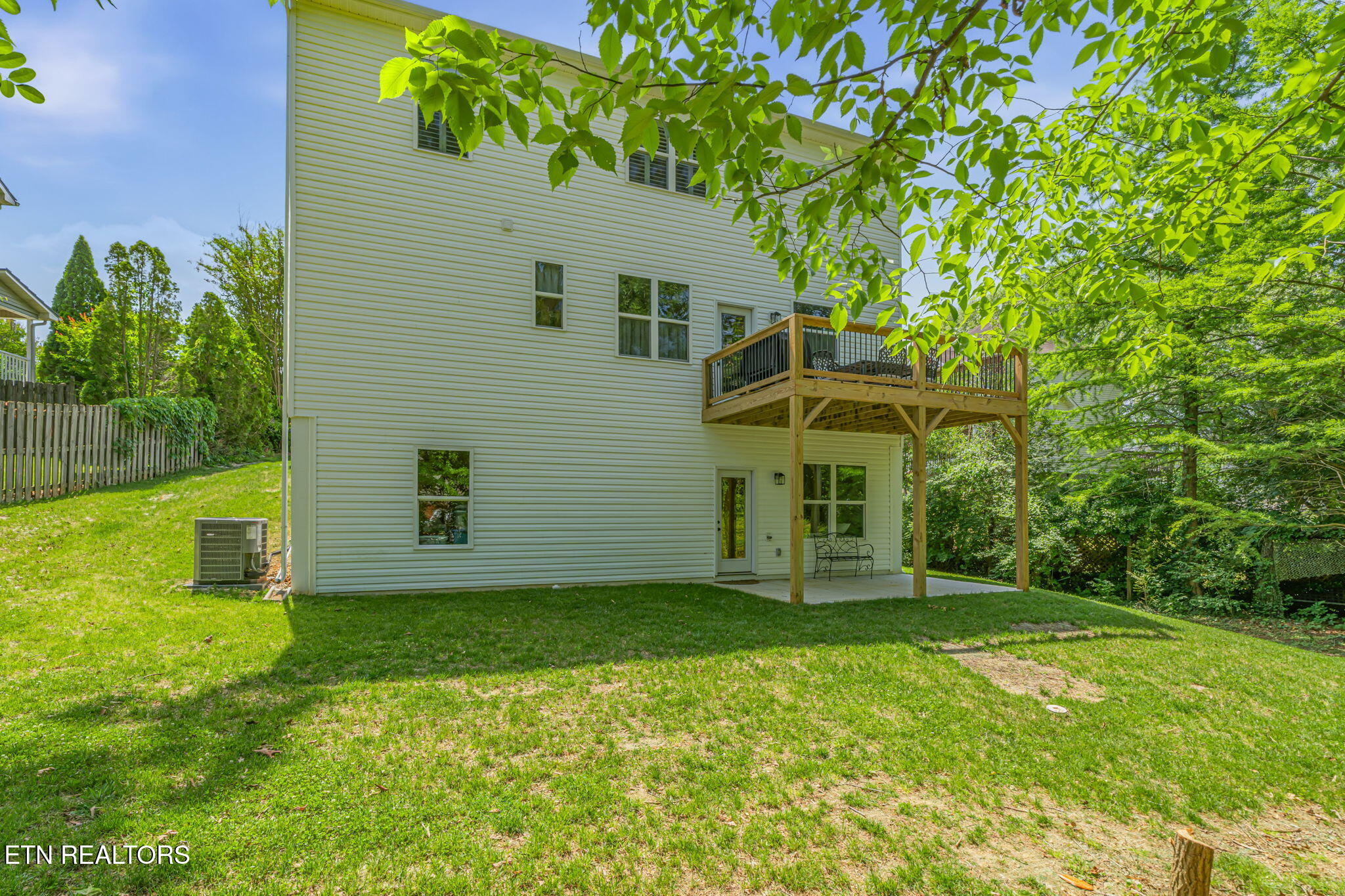 1204 Emerald Forest Lane Powell TN 37849