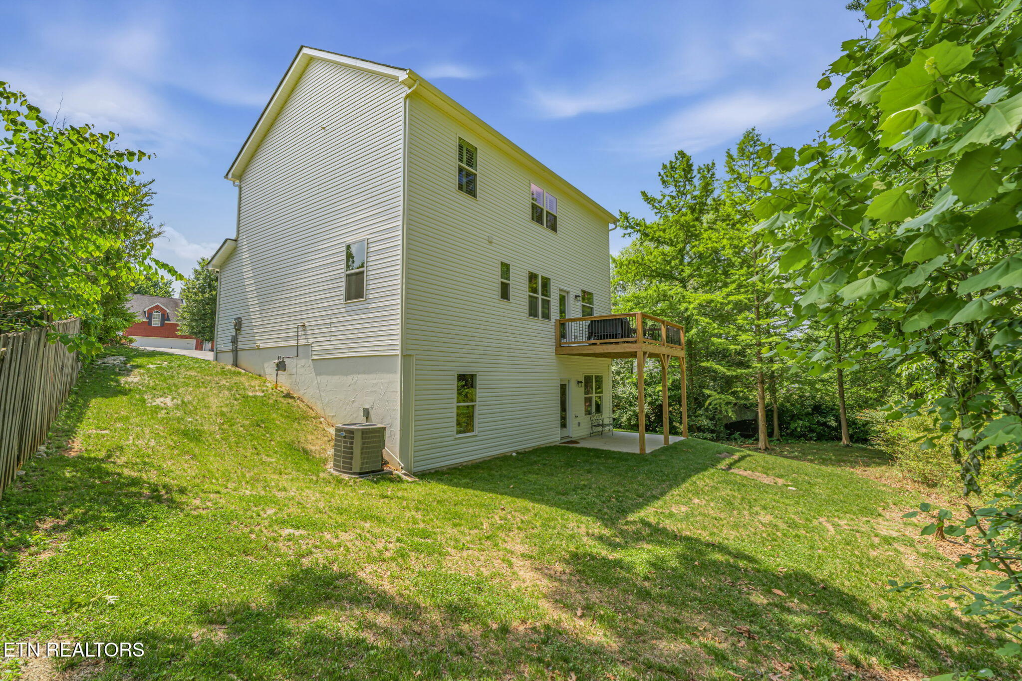 1204 Emerald Forest Lane Powell TN 37849