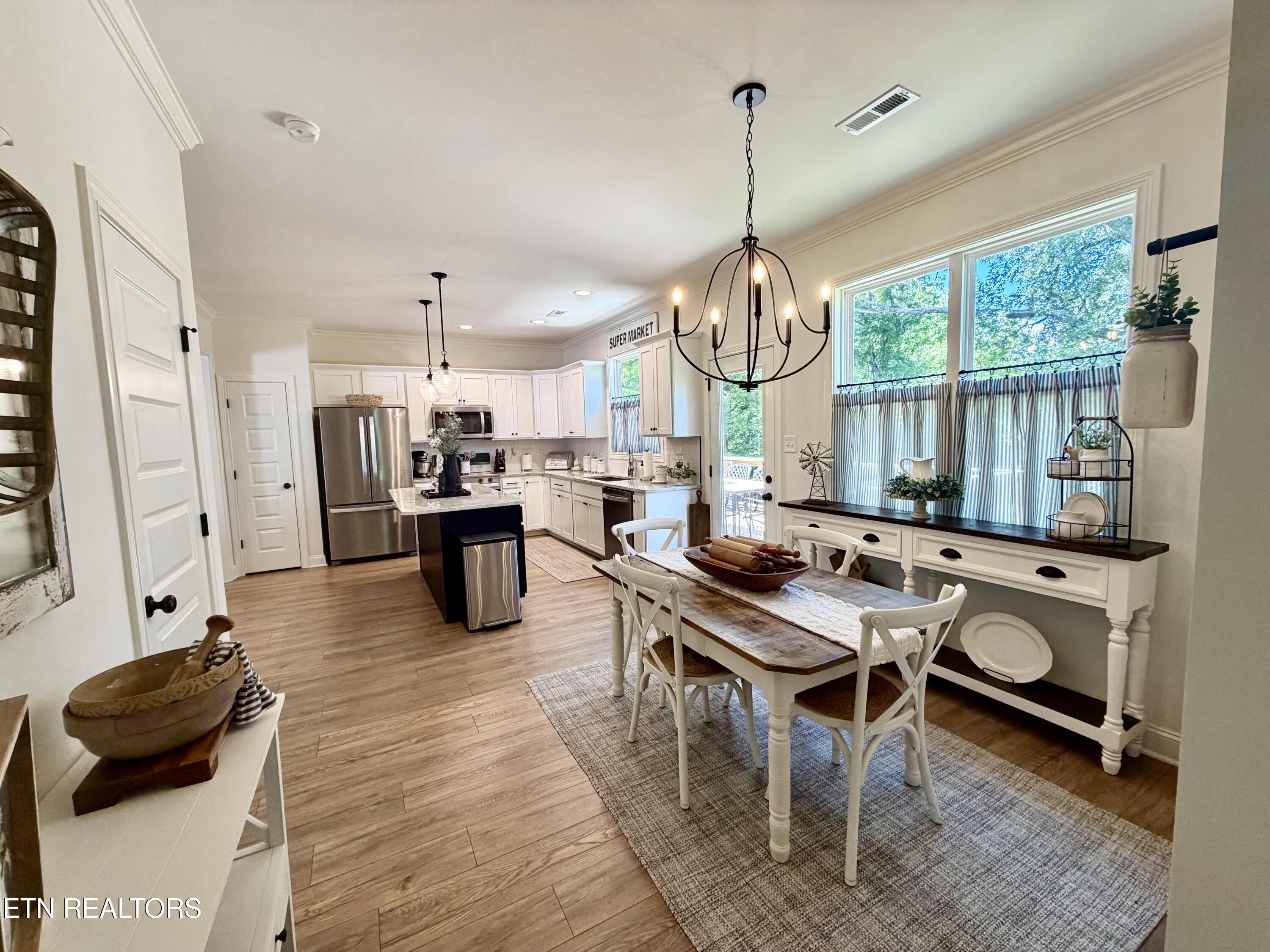 1204 Emerald Forest Lane Powell TN 37849