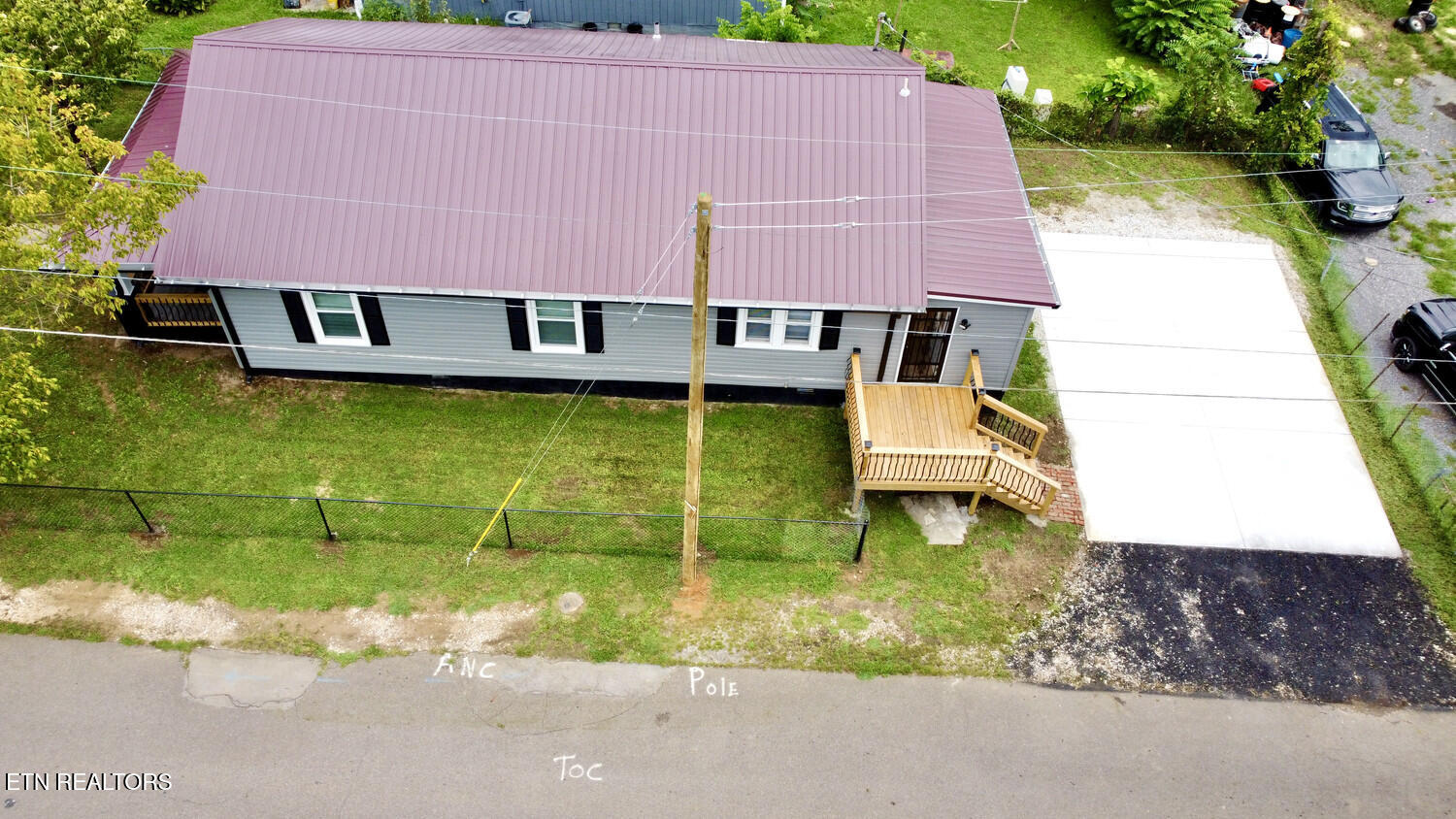 2800 Nichols Knoxville TN 37917