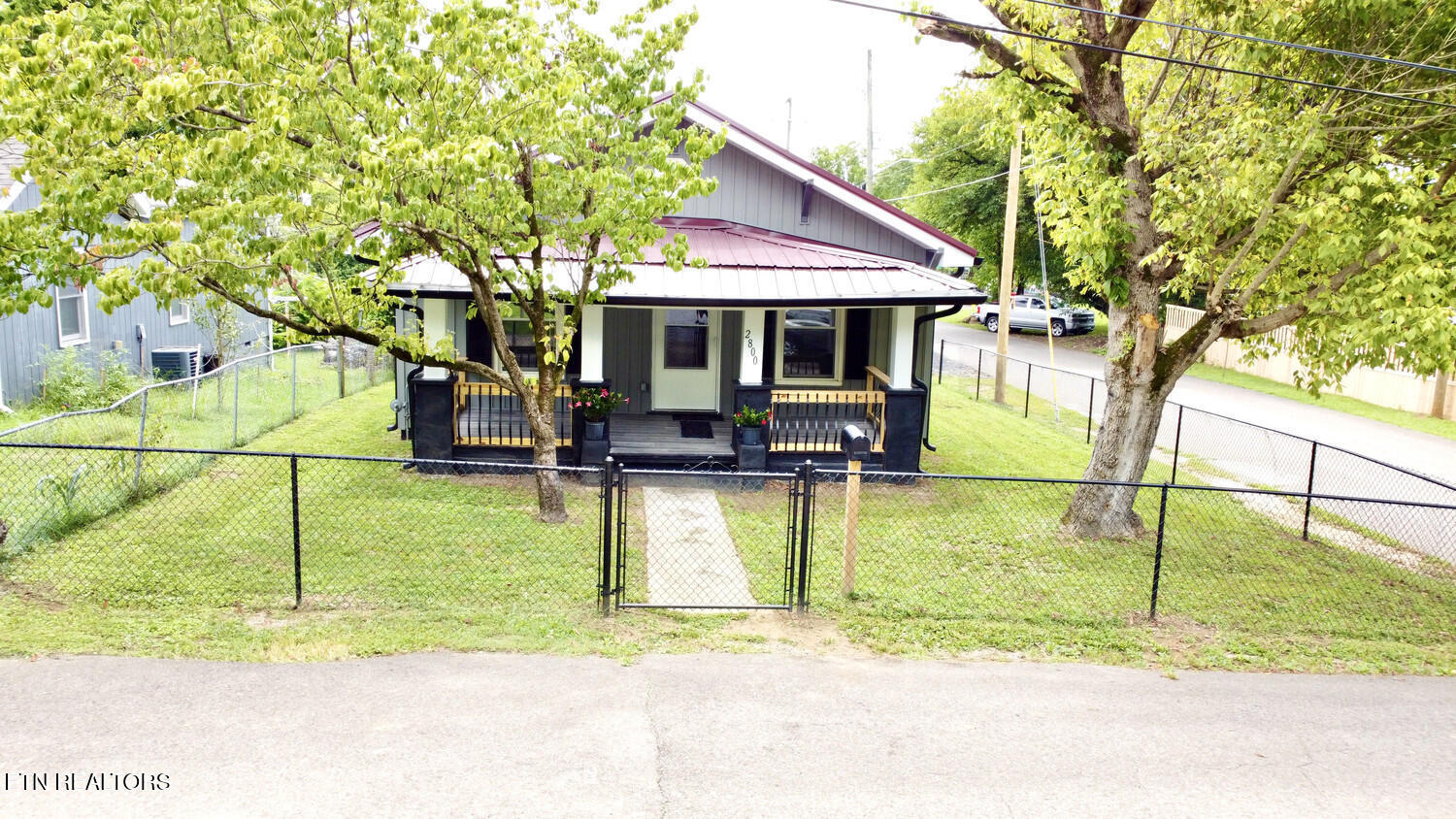 2800 Nichols Knoxville TN 37917