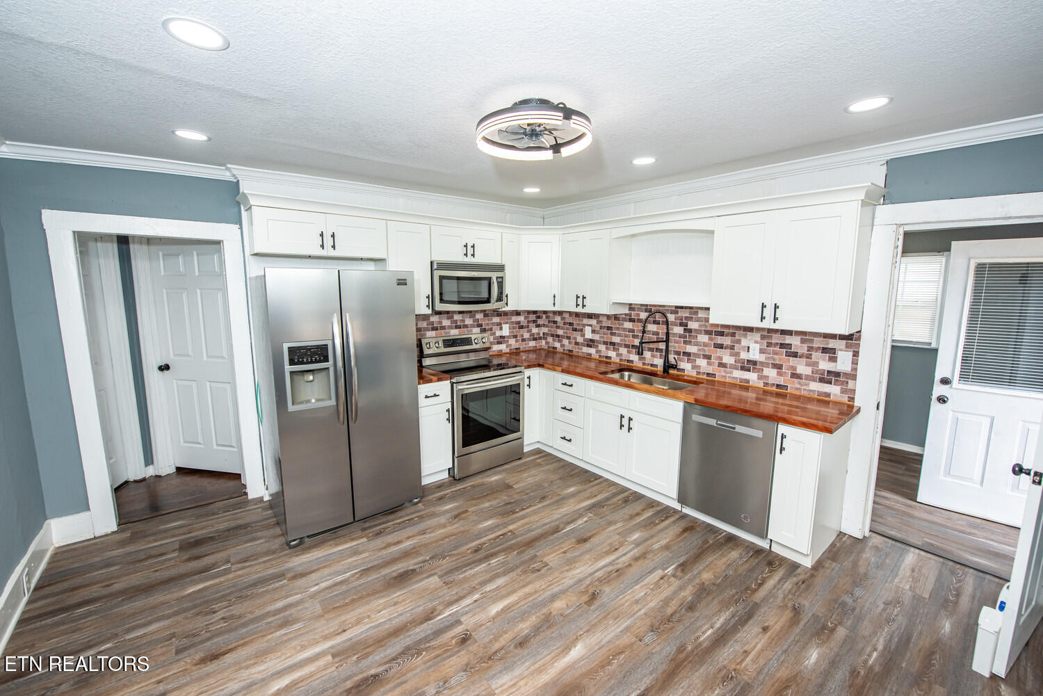 2800 Nichols Knoxville TN 37917