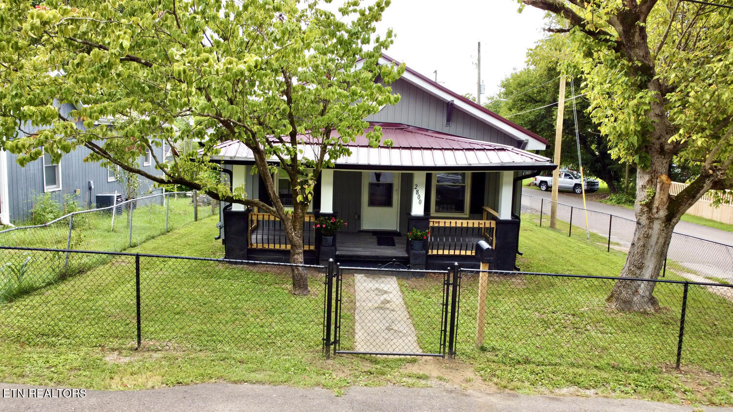 2800 Nichols Knoxville TN 37917