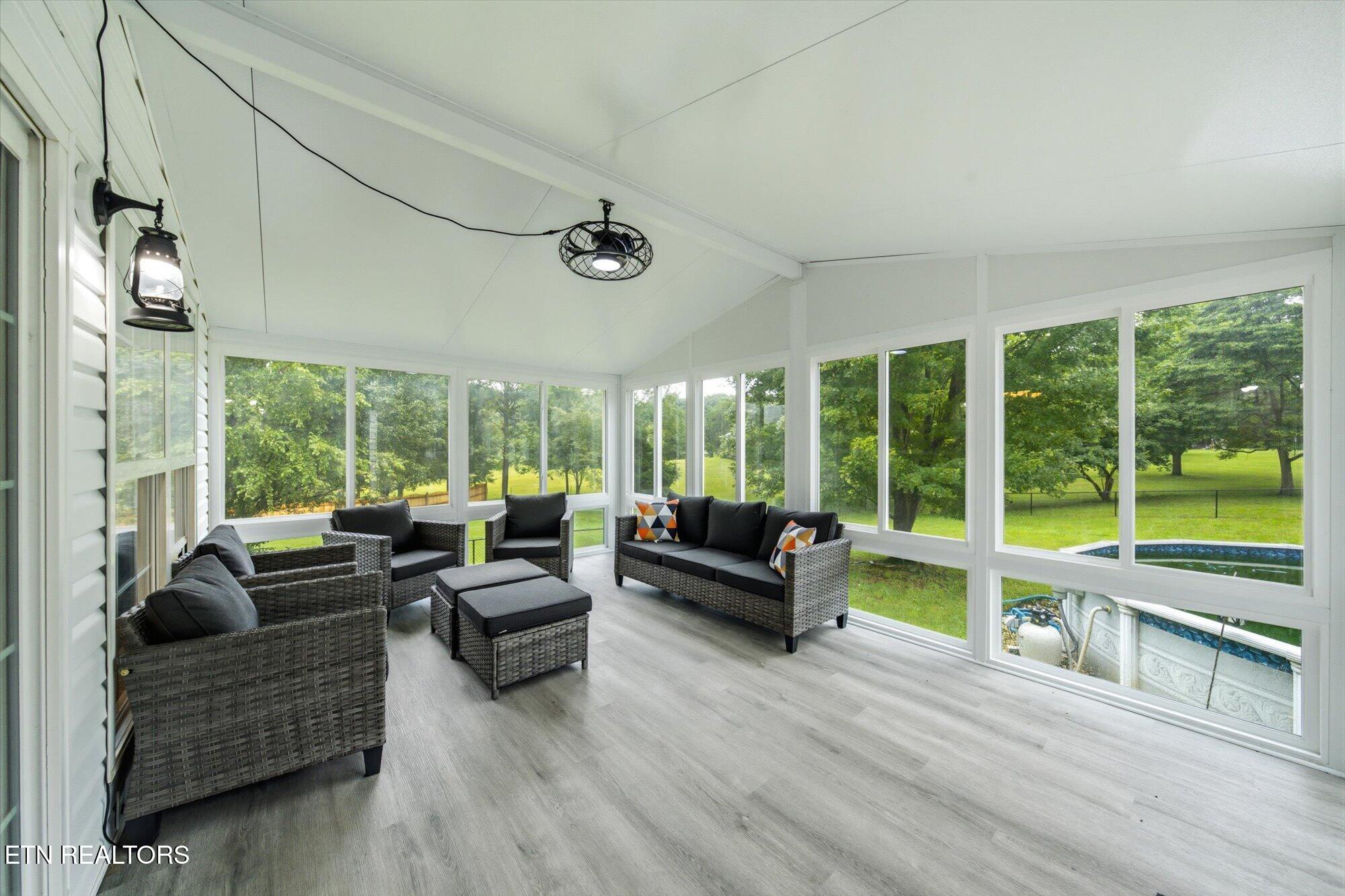 7107 Windwhisper Boulevard Knoxville TN 37924