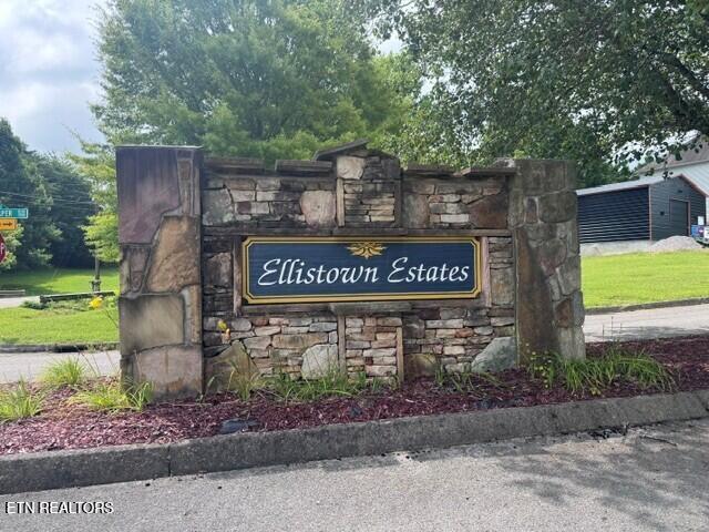 7107 Windwhisper Boulevard Knoxville TN 37924