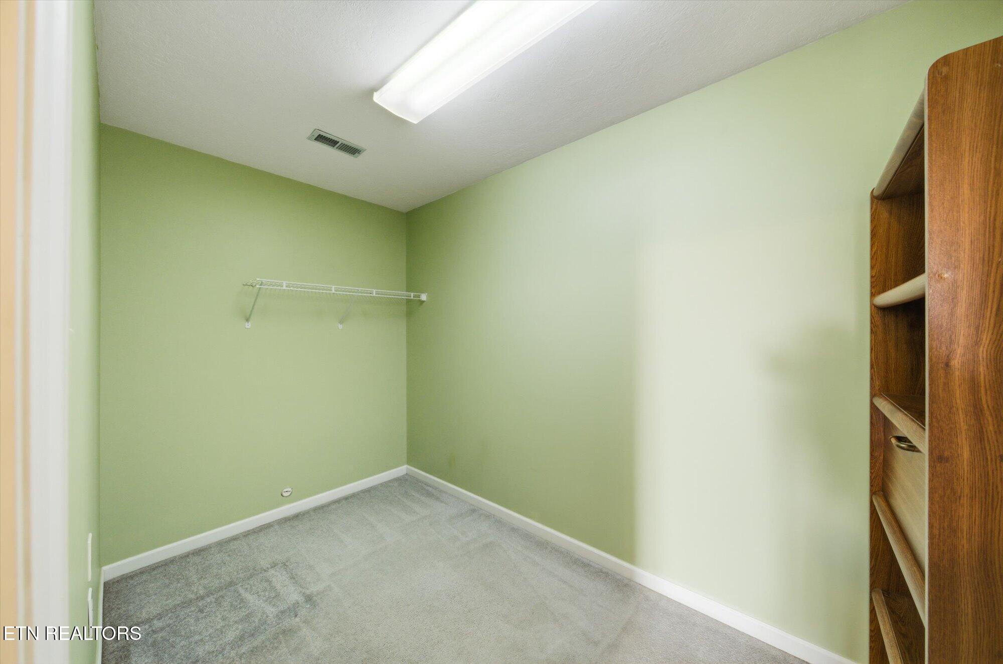 7107 Windwhisper Boulevard Knoxville TN 37924