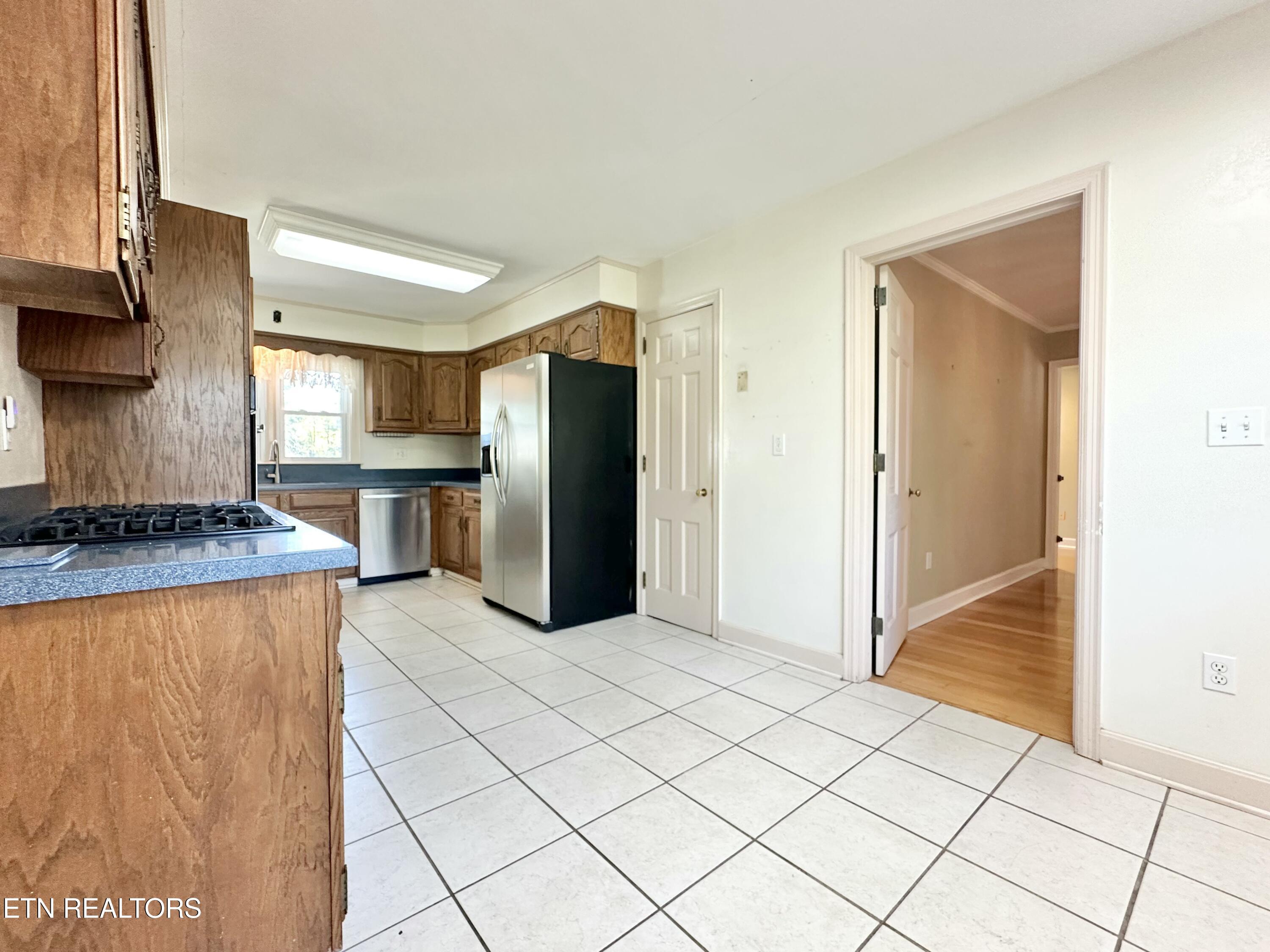 407 Eagle Bend Lane Clinton TN 37716