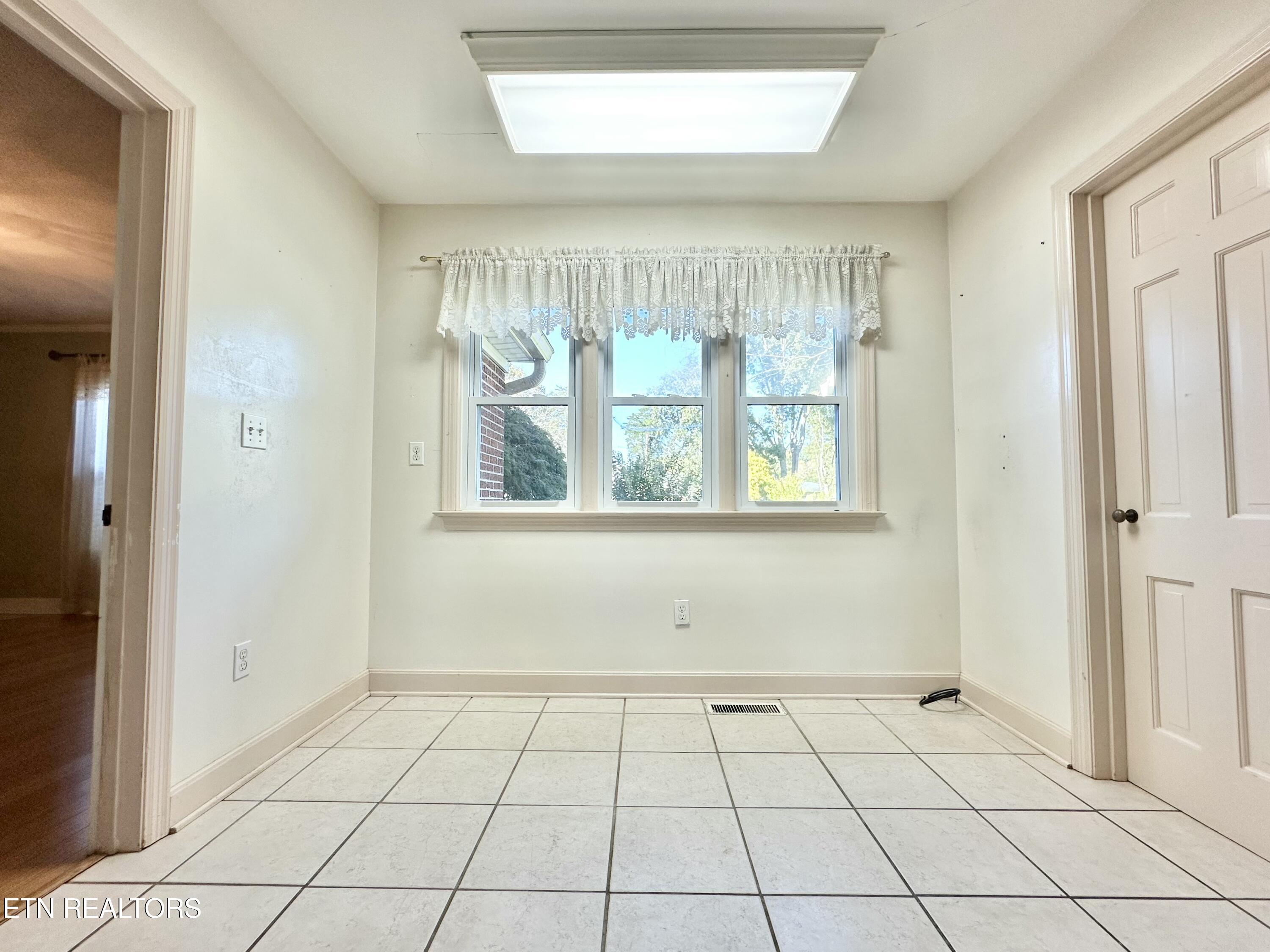 407 Eagle Bend Lane Clinton TN 37716