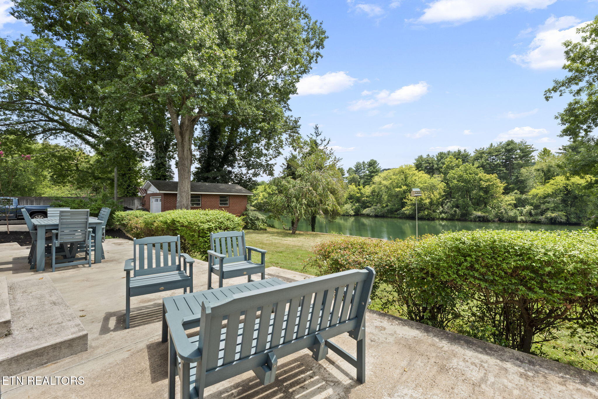 407 Eagle Bend Lane Clinton TN 37716