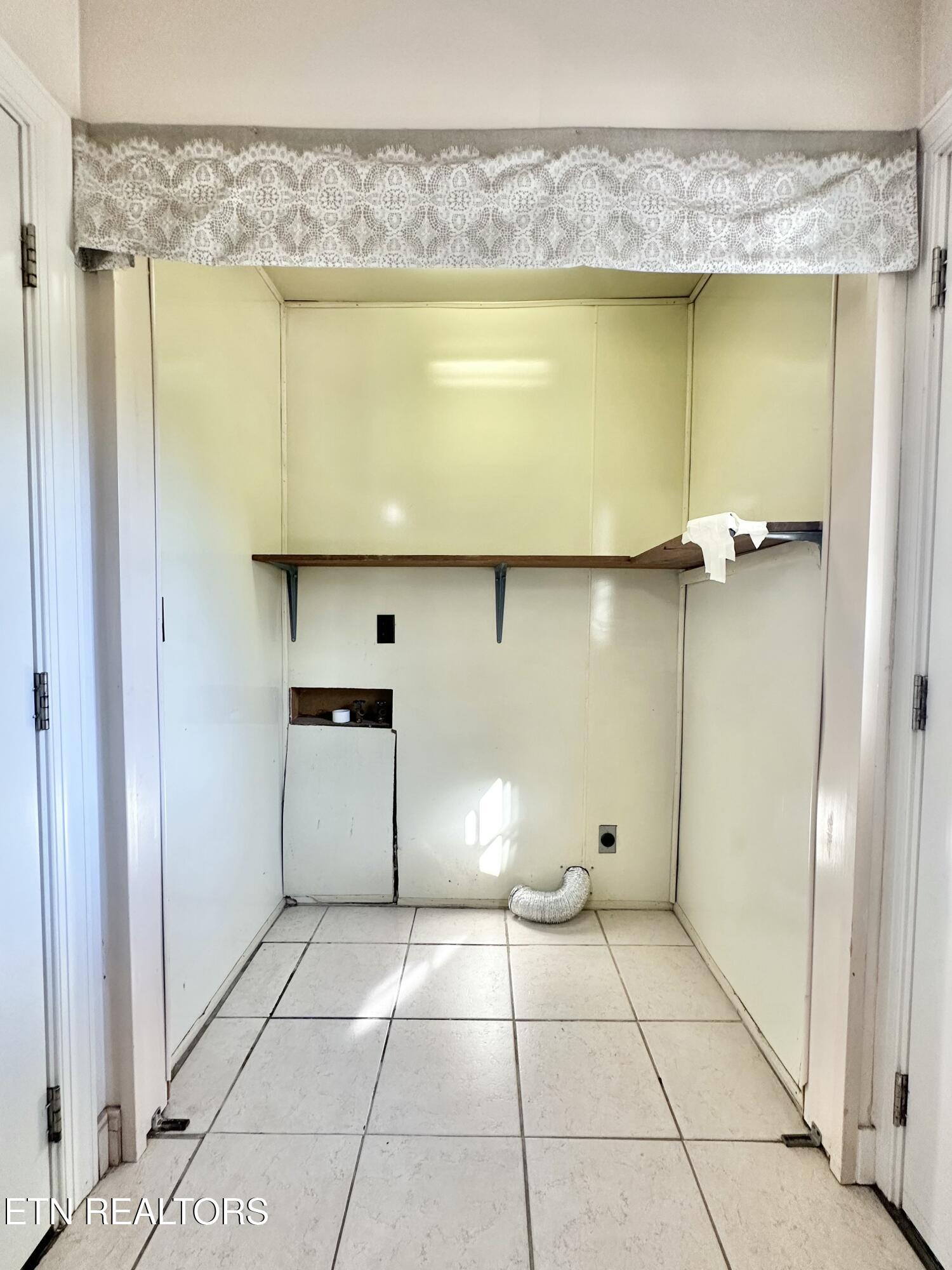 407 Eagle Bend Lane Clinton TN 37716