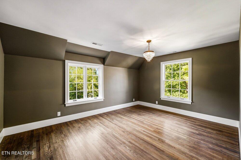 2224 Hillsboro Heights Knoxville TN 37920