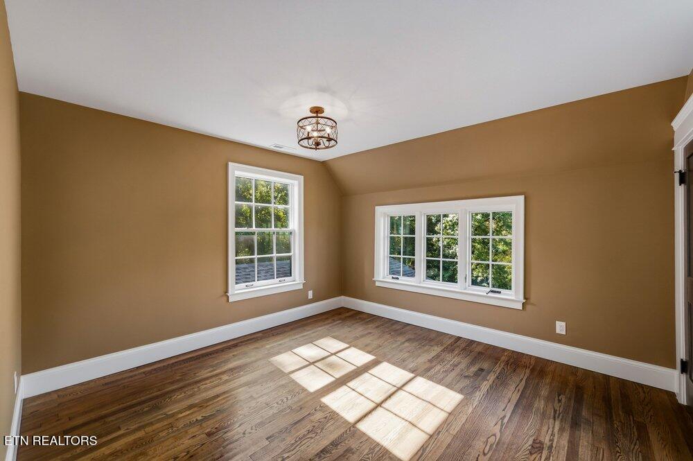 2224 Hillsboro Heights Knoxville TN 37920