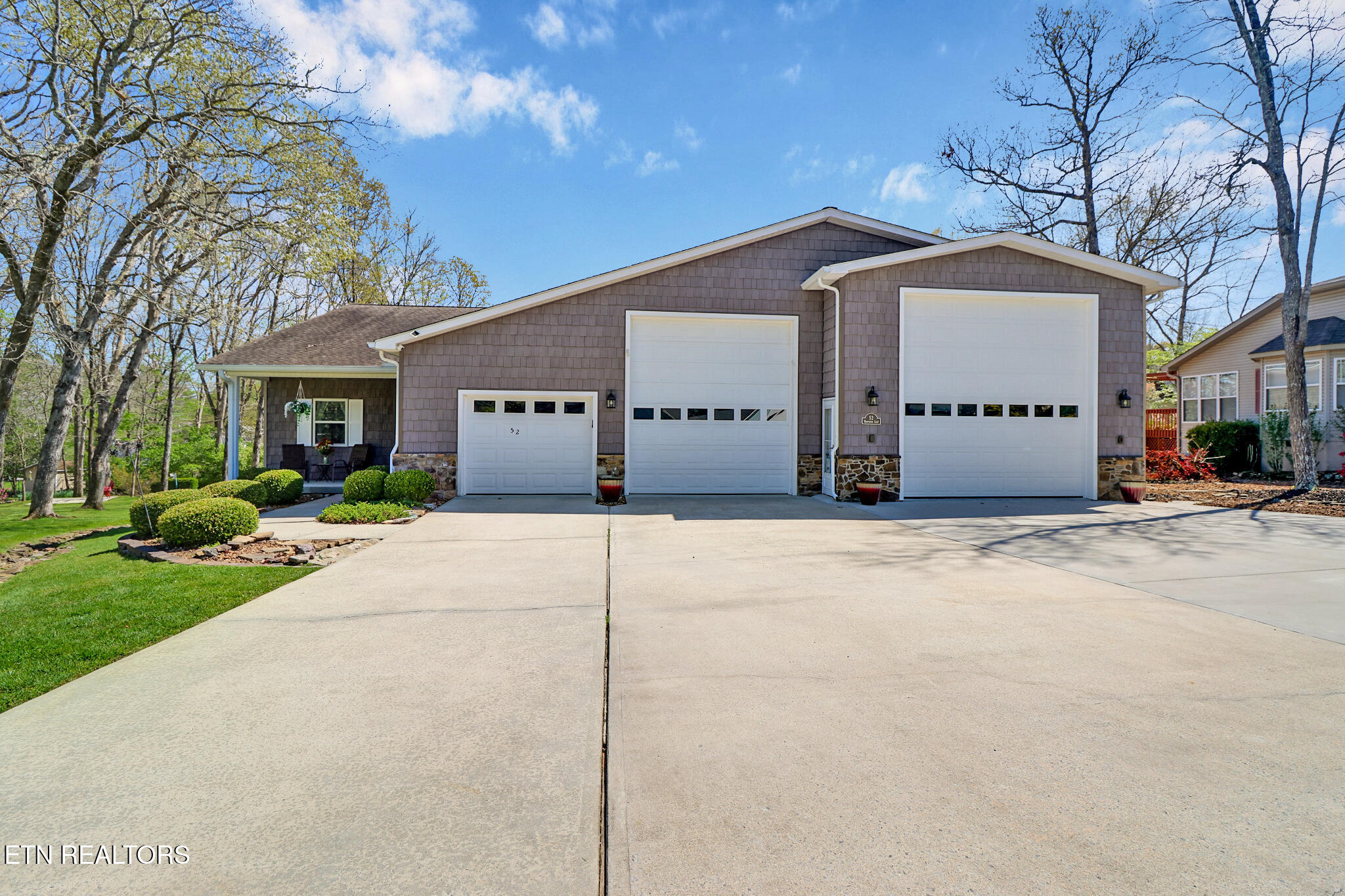 52 Hawthorn Loop Crossville TN 38555