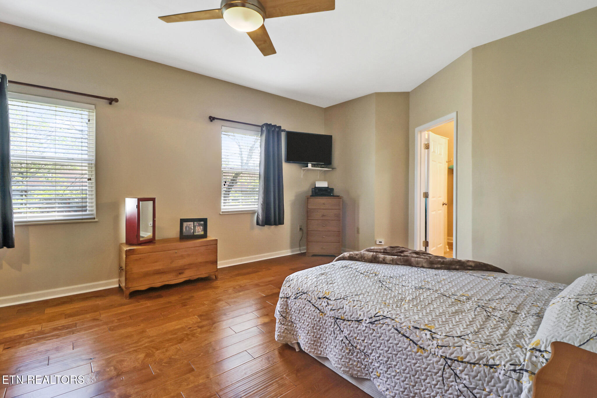 52 Hawthorn Loop Crossville TN 38555