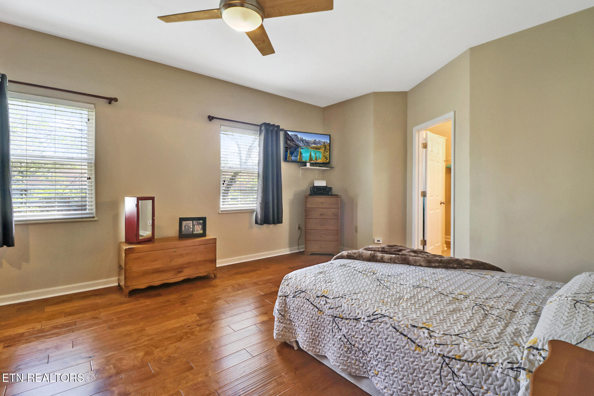 52 Hawthorn Loop Crossville TN 38555