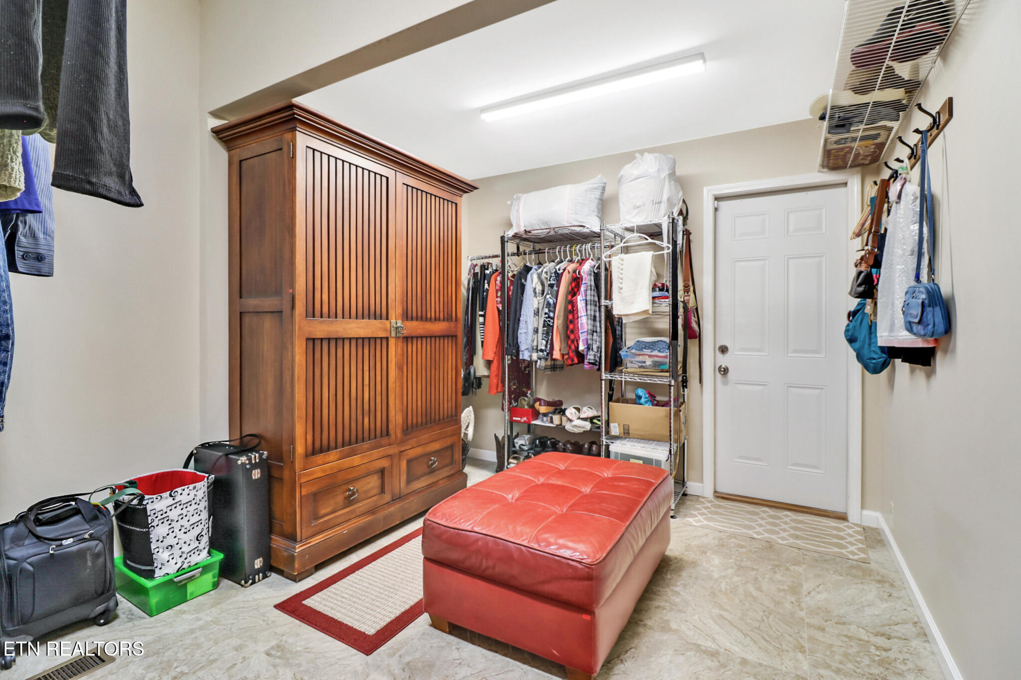 52 Hawthorn Loop Crossville TN 38555