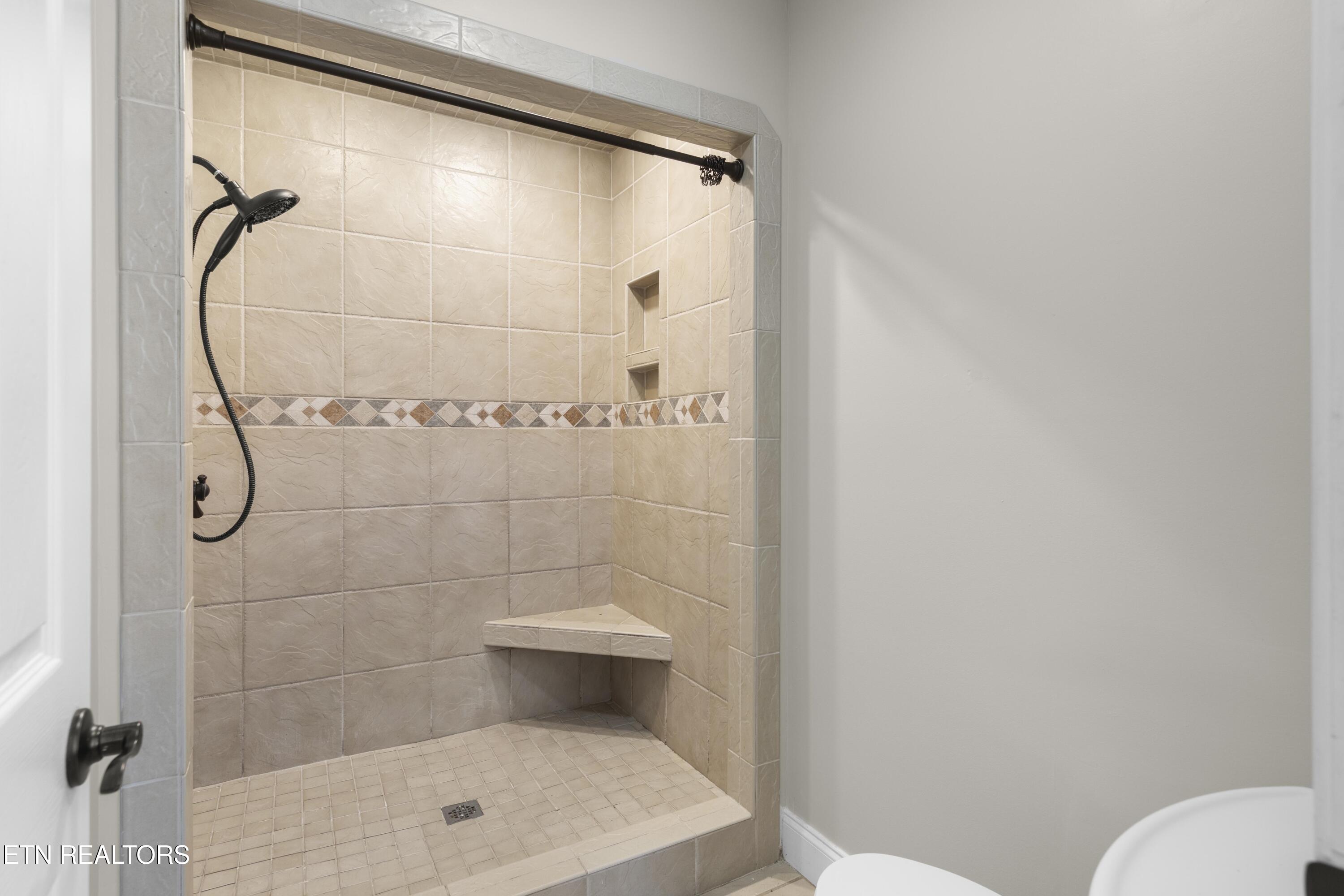 116 Michaela Lane Jacksboro TN 37757