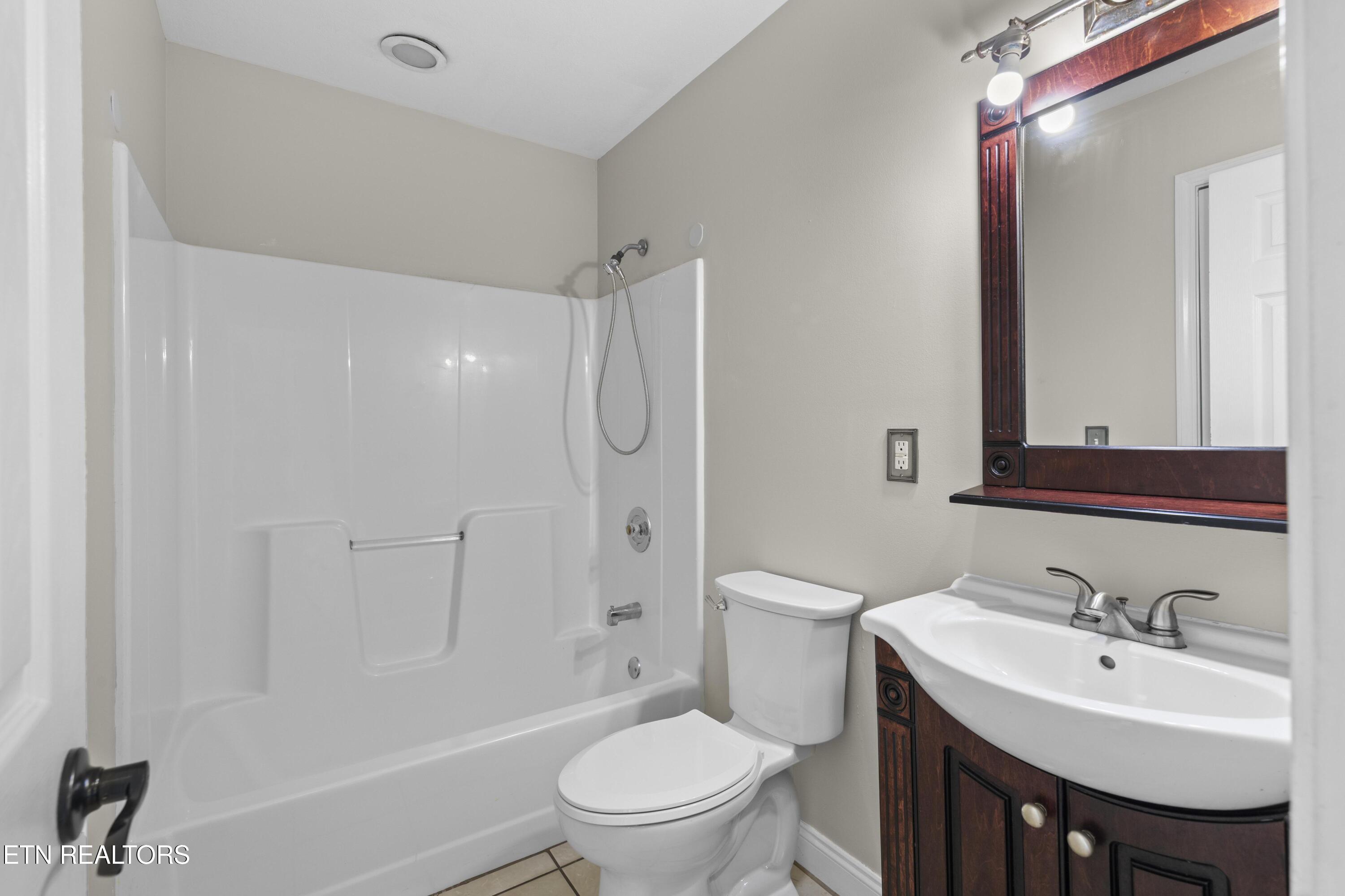 116 Michaela Lane Jacksboro TN 37757