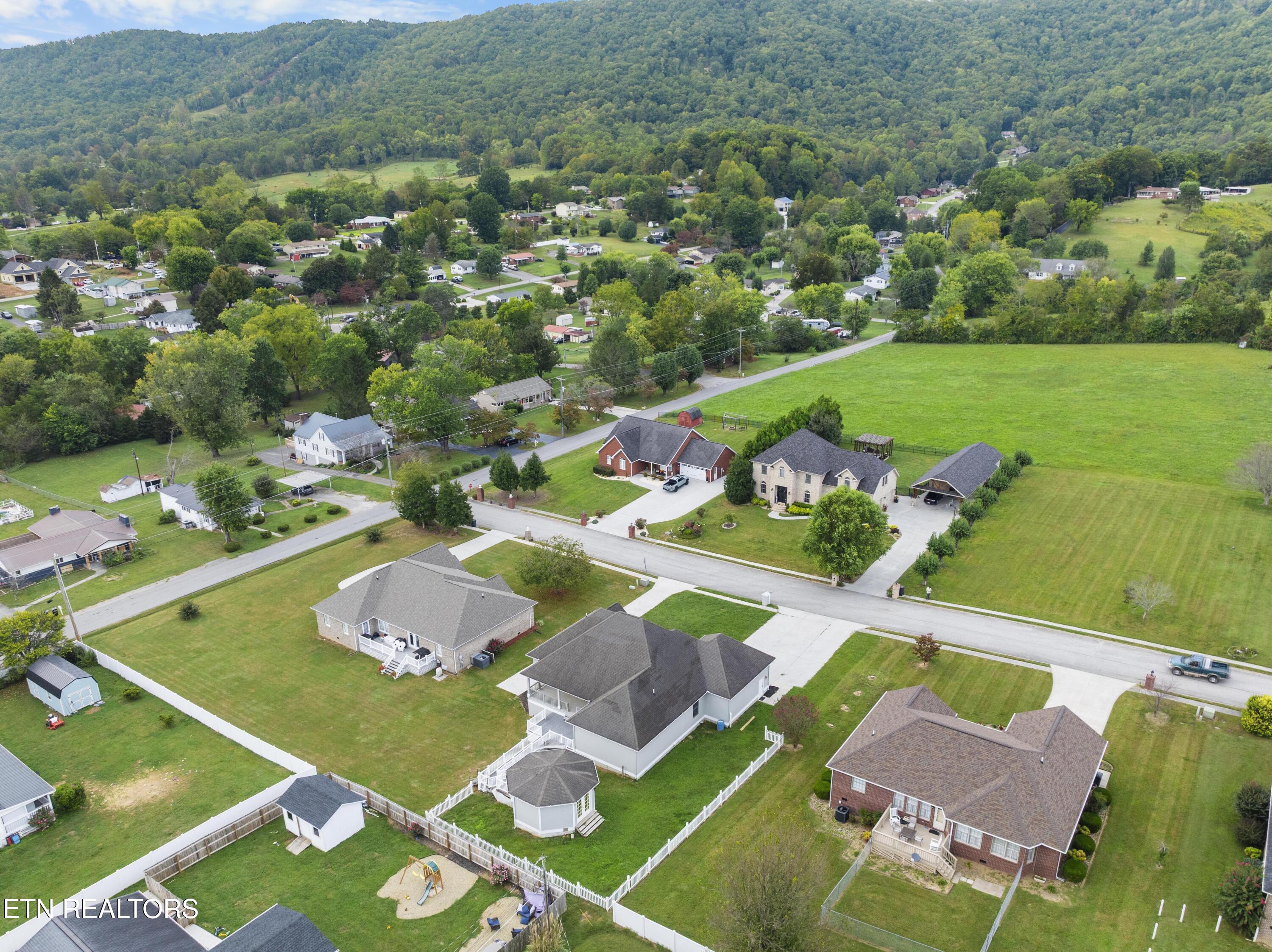 116 Michaela Lane Jacksboro TN 37757