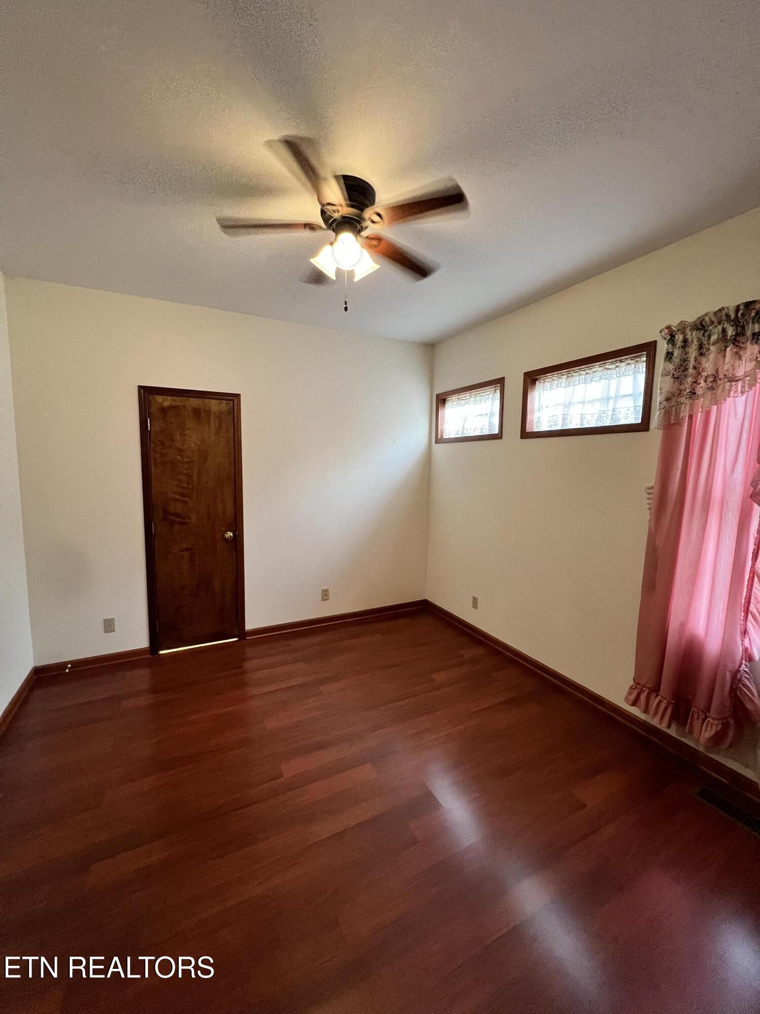116 William Lane Oak Ridge TN 37830