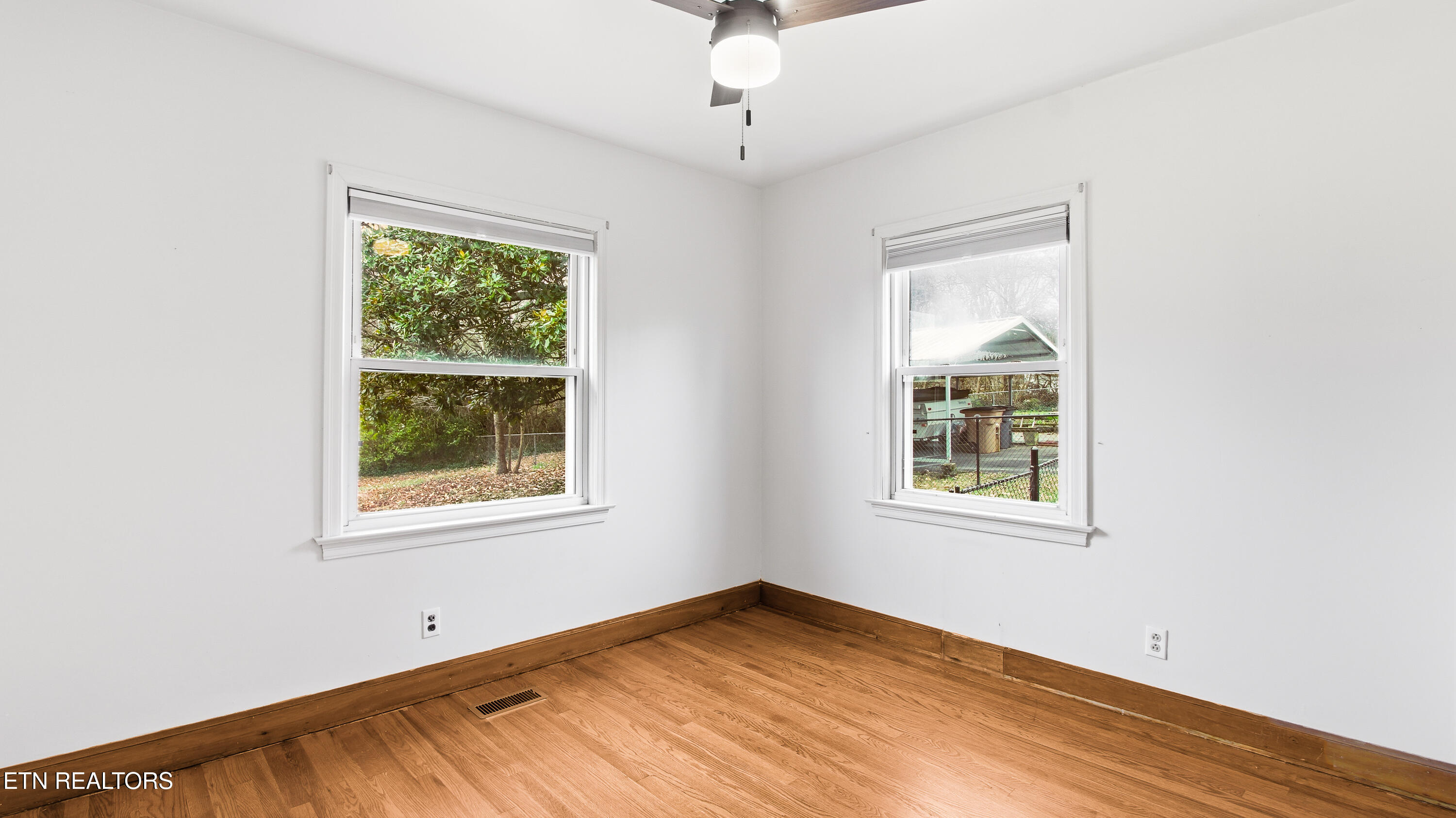 4824 Skyline Drive Knoxville TN 37914