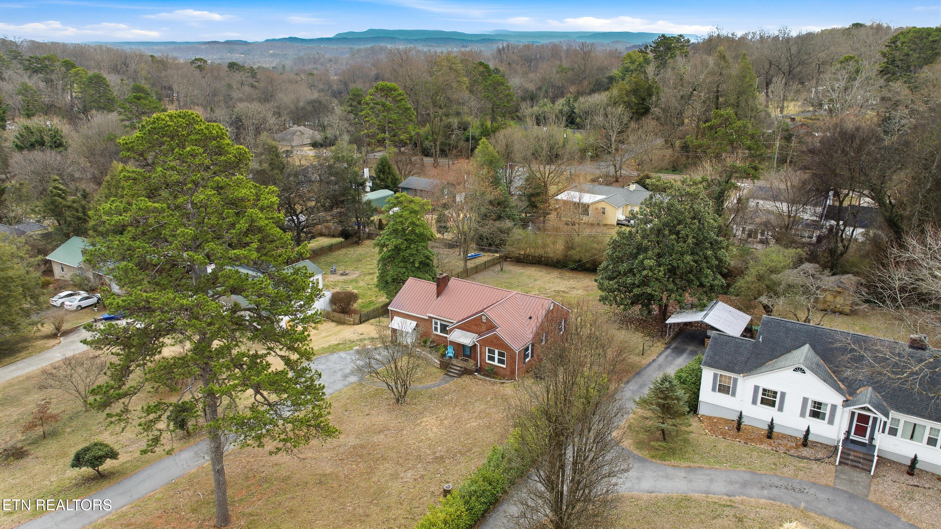 4824 Skyline Drive Knoxville TN 37914