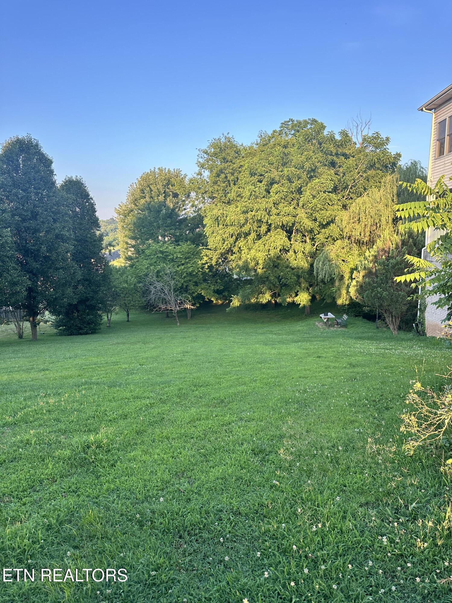 1610 Spear Point Lane Sevierville TN 37876