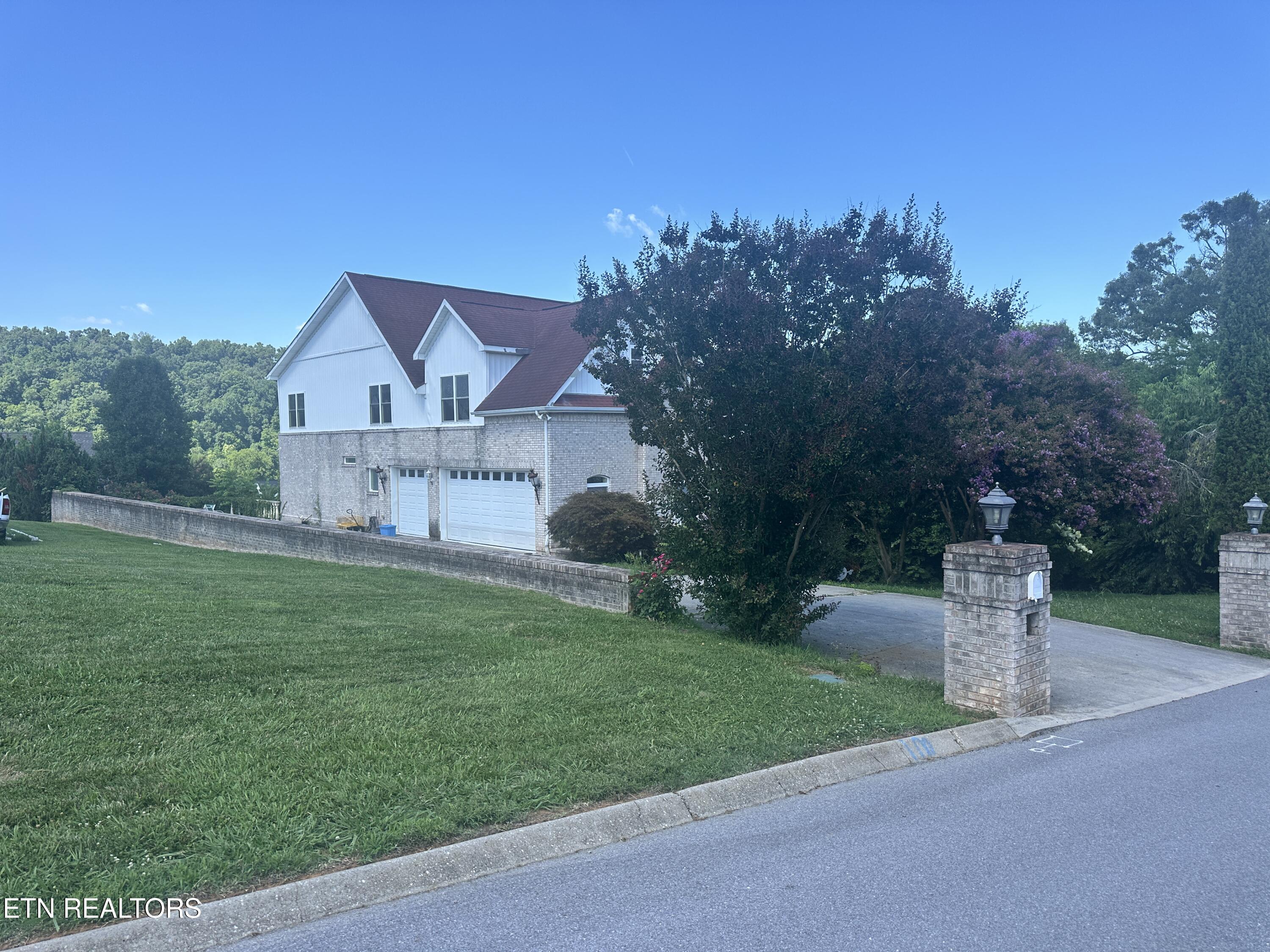 1610 Spear Point Lane Sevierville TN 37876