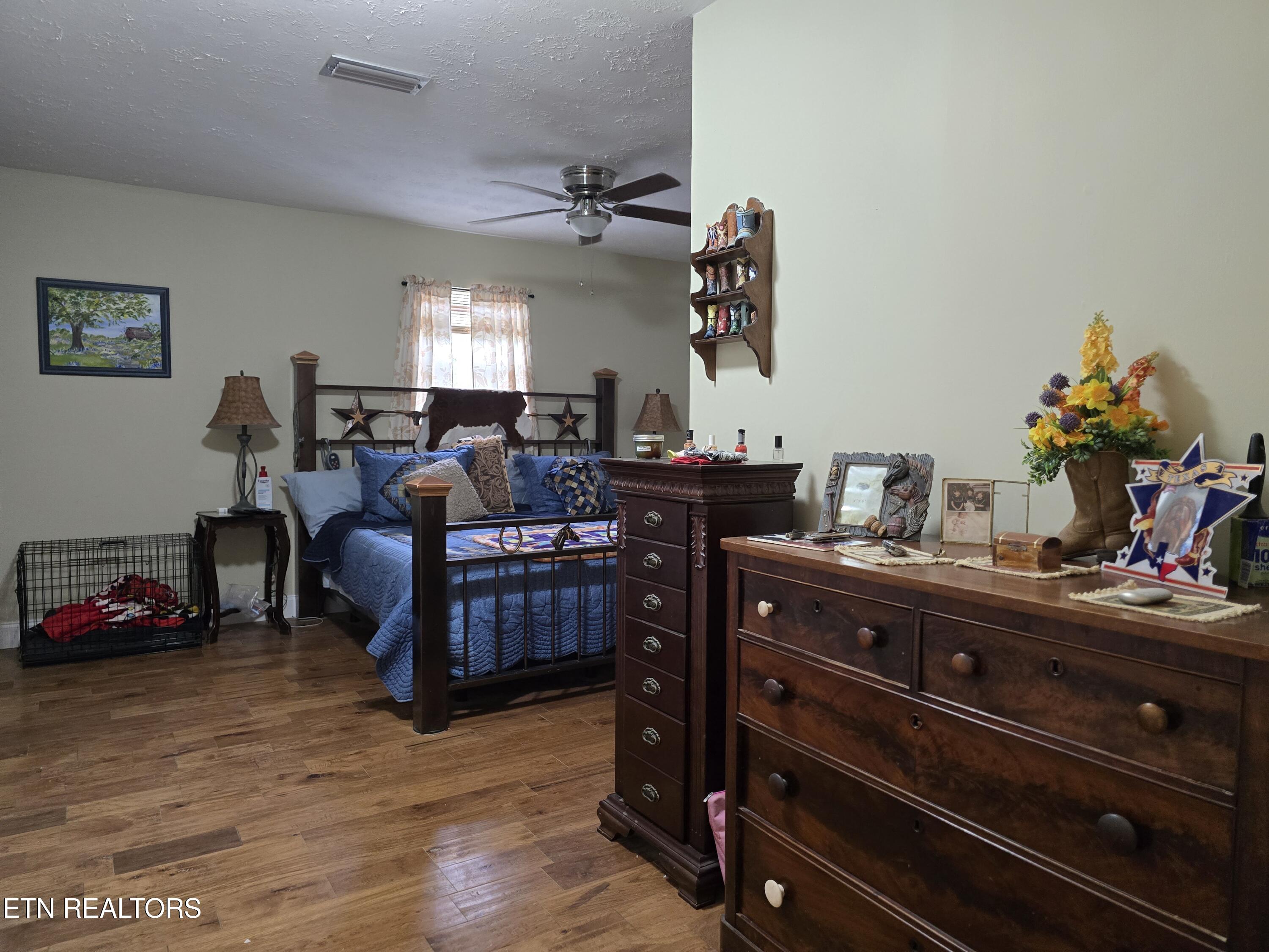 1432 Upper Caney Valley Road Tazewell TN 37879
