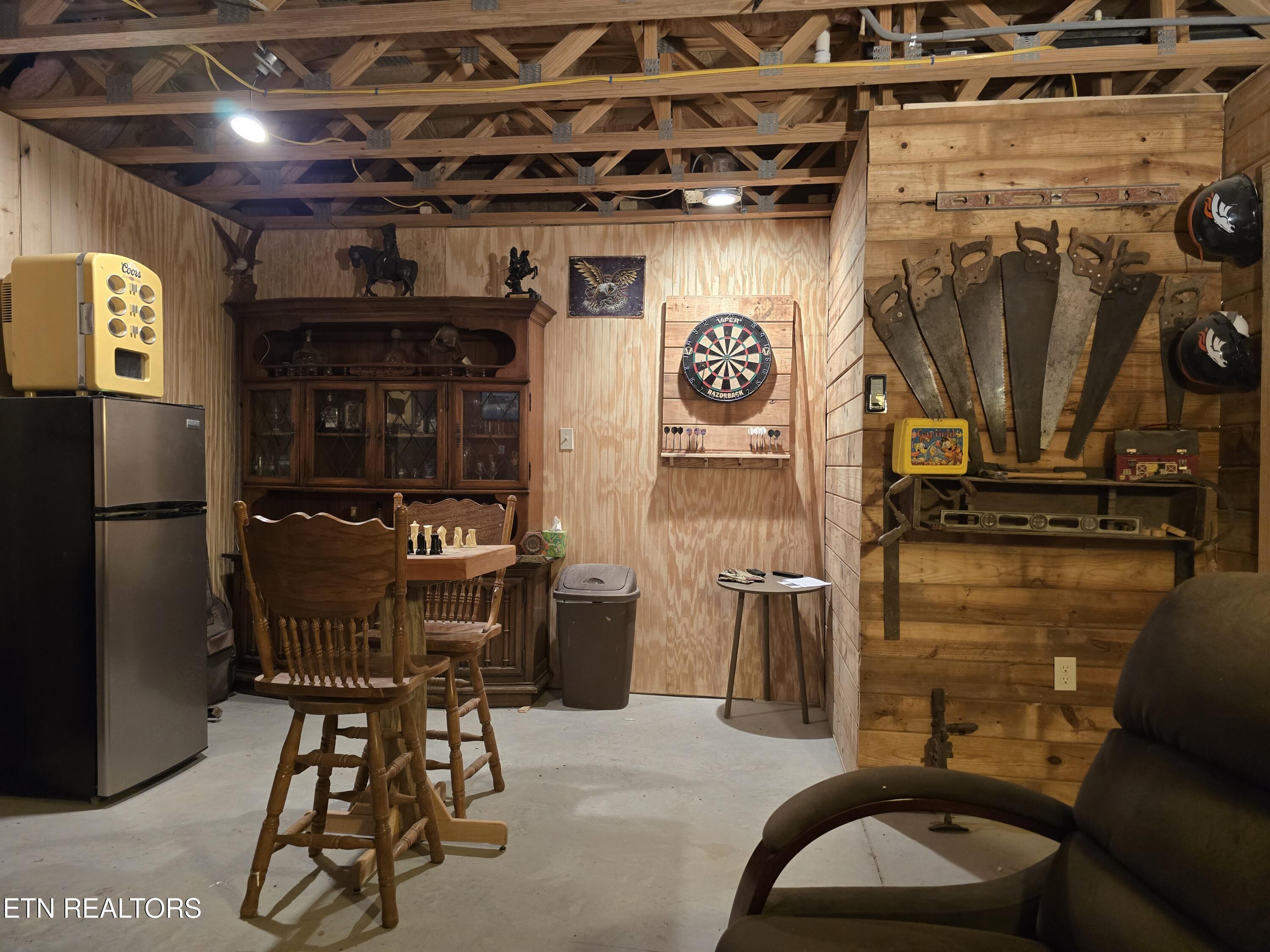 1432 Upper Caney Valley Road Tazewell TN 37879