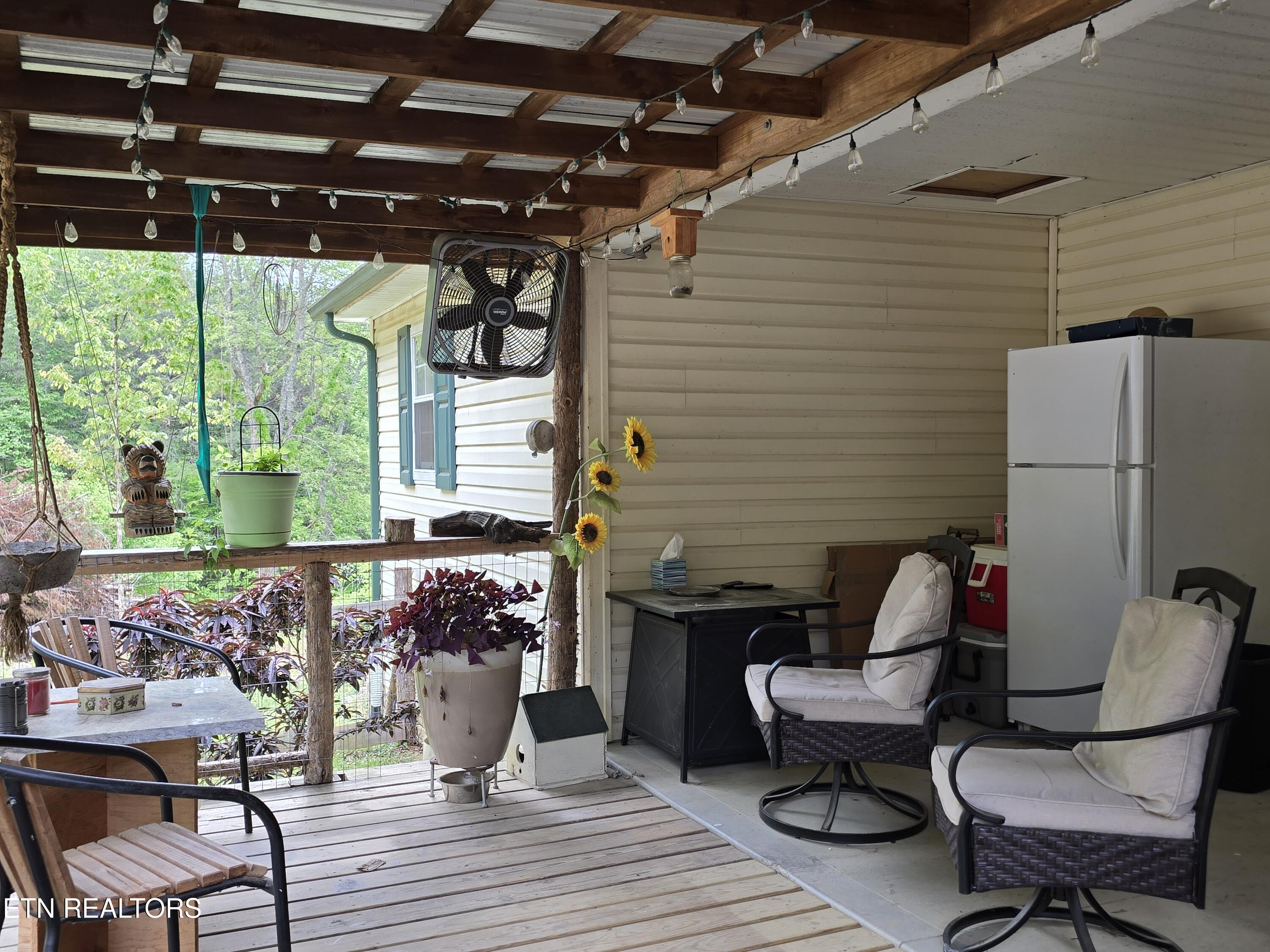 1432 Upper Caney Valley Road Tazewell TN 37879