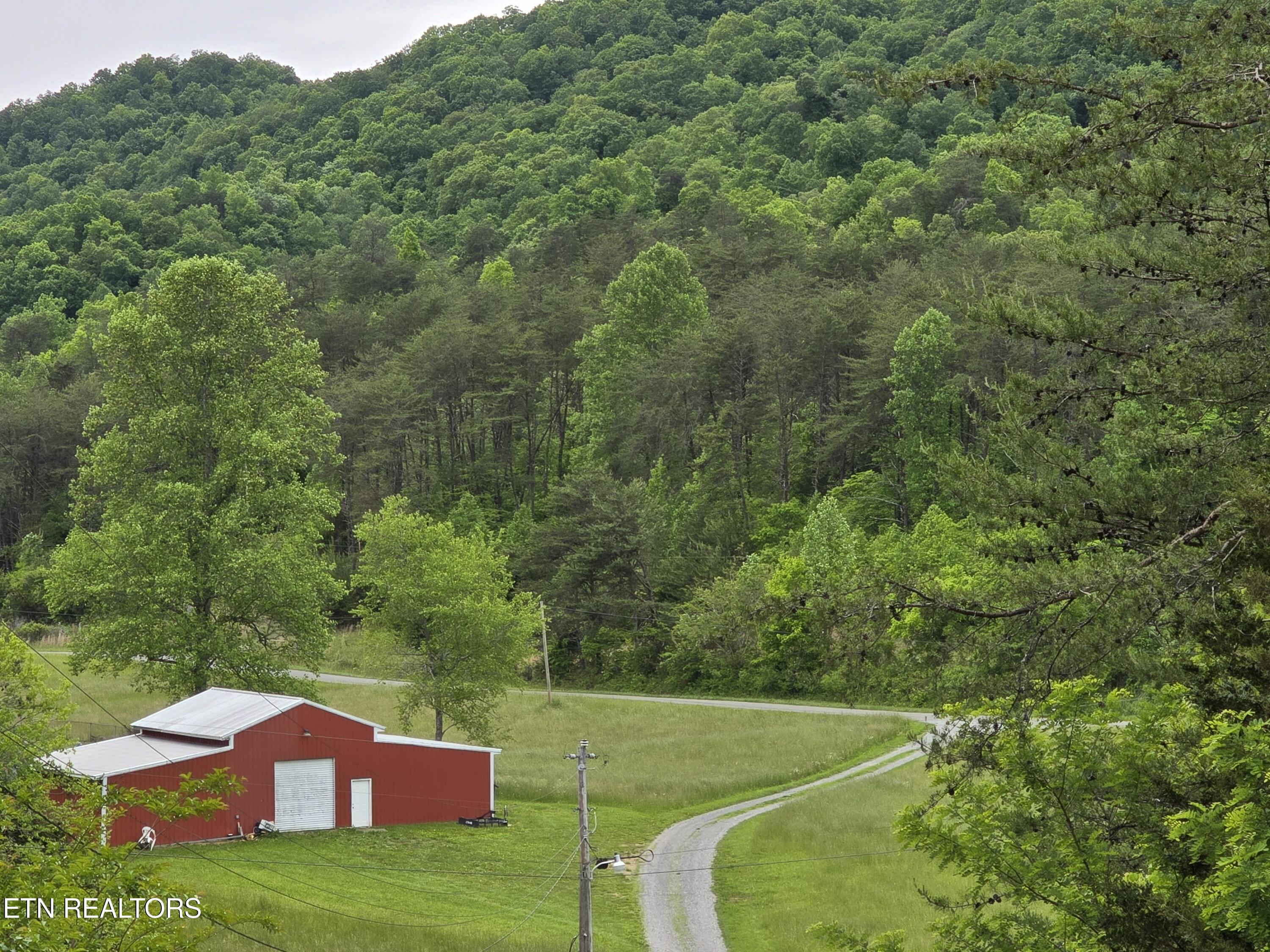 1432 Upper Caney Valley Road Tazewell TN 37879