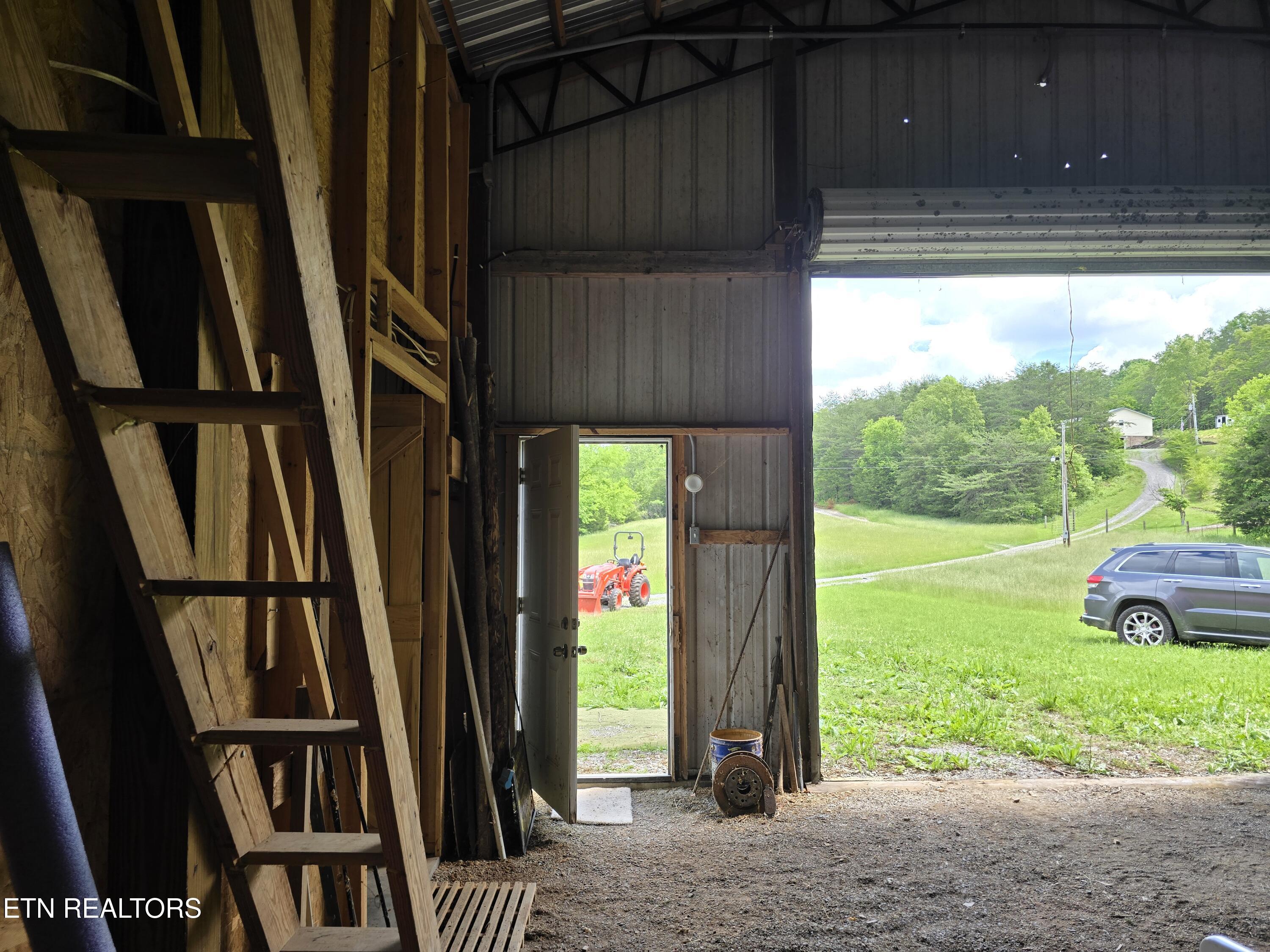 1432 Upper Caney Valley Road Tazewell TN 37879