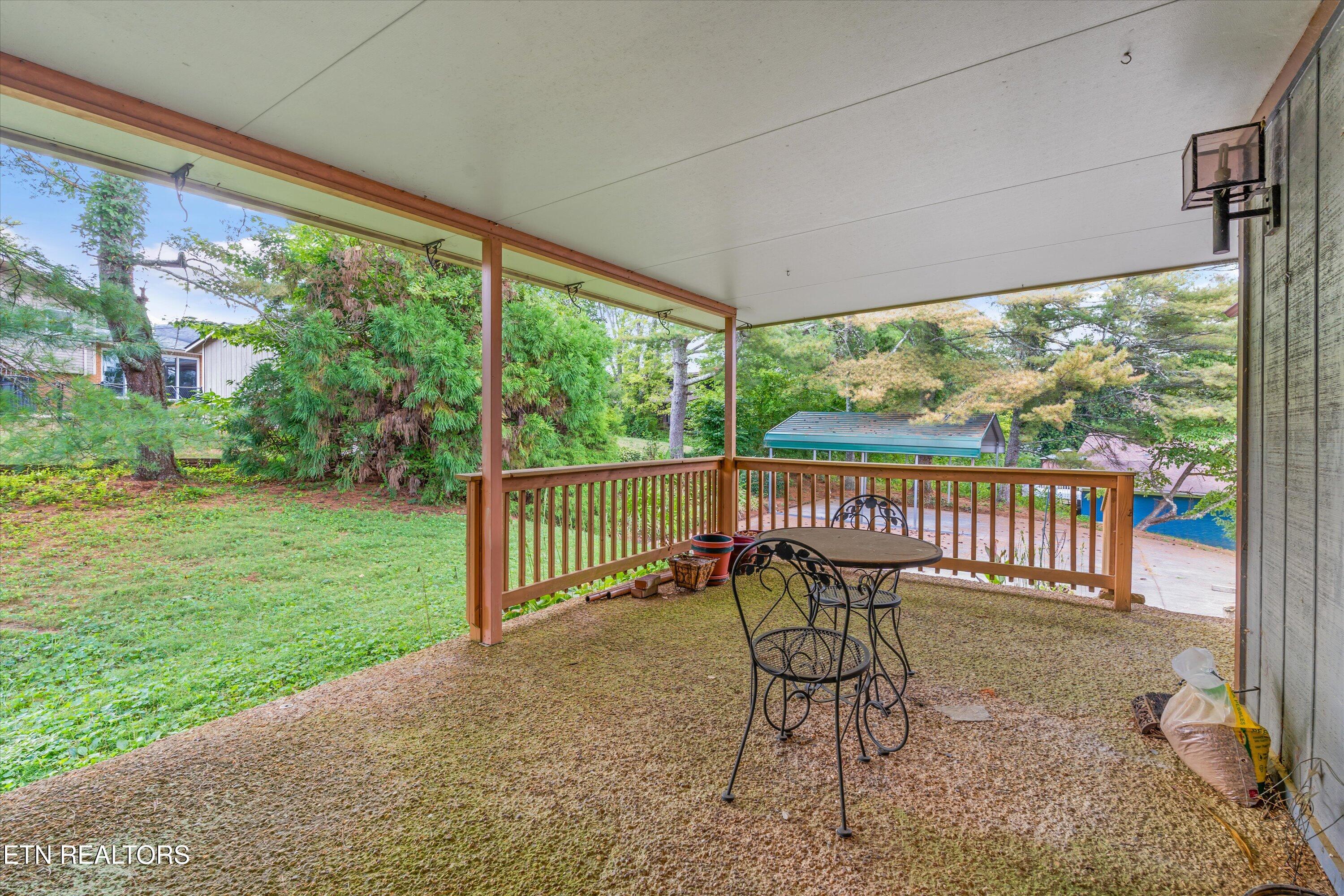 411 Orchard Knob Road Clinton TN 37716