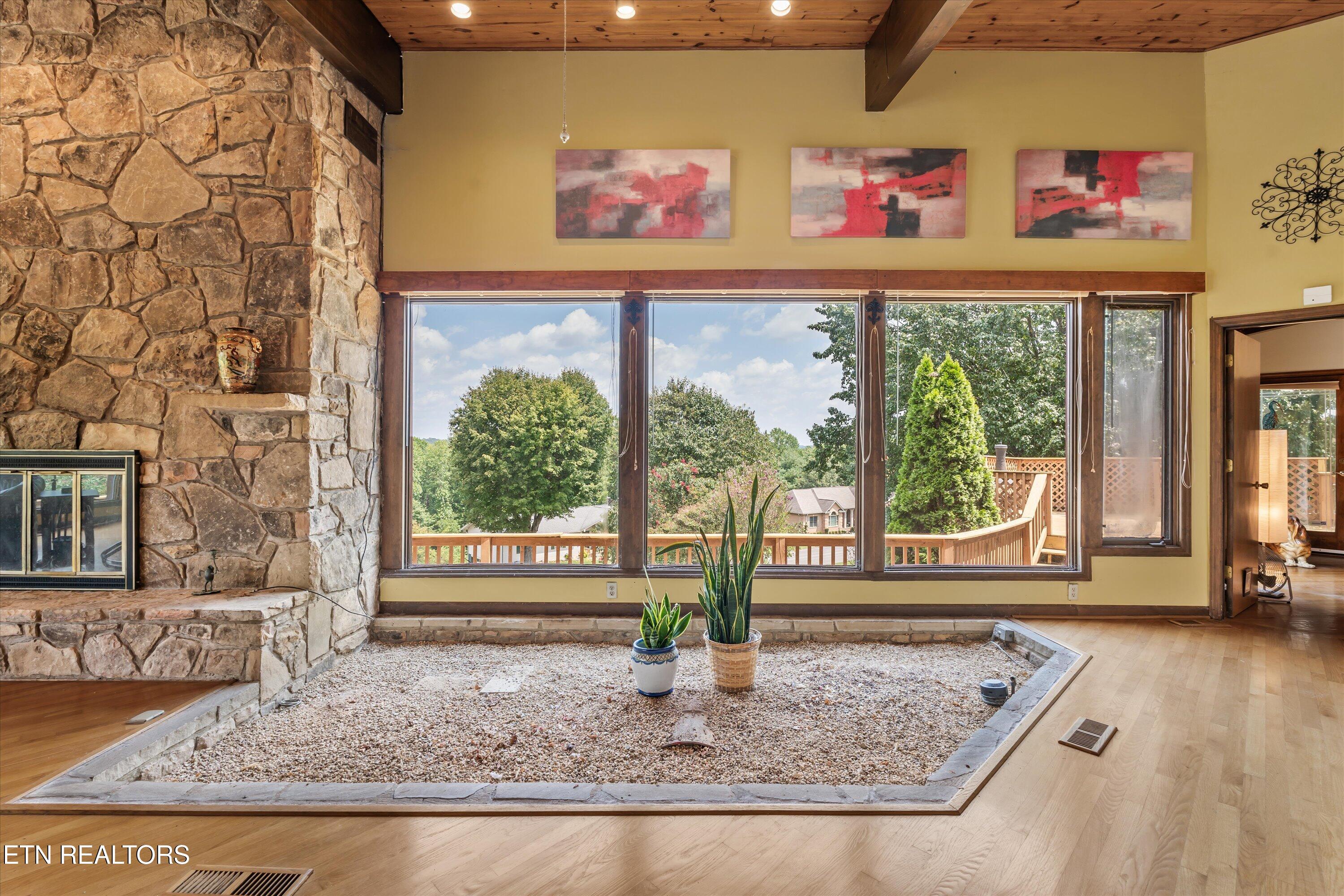 411 Orchard Knob Road Clinton TN 37716