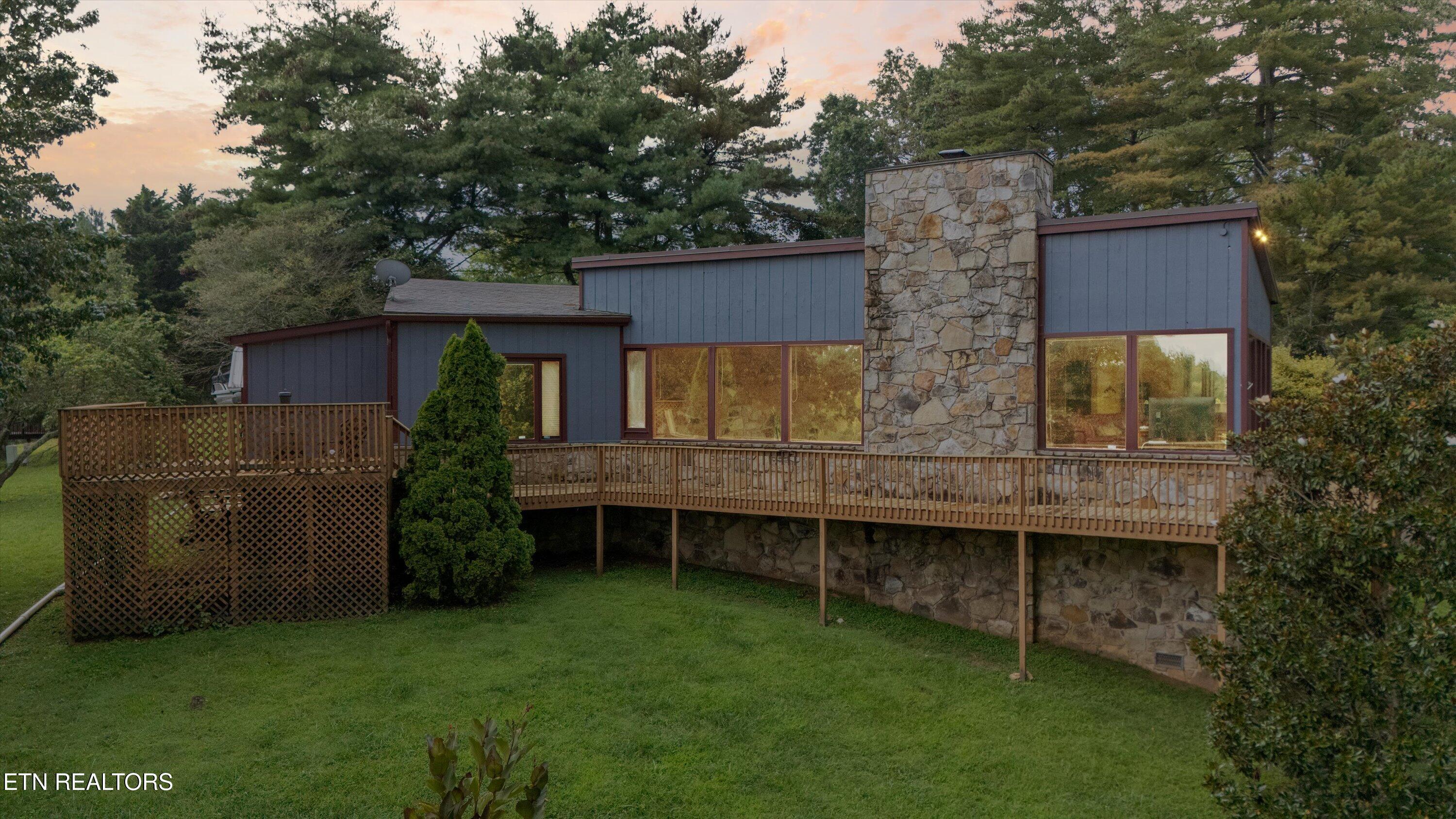 411 Orchard Knob Road Clinton TN 37716