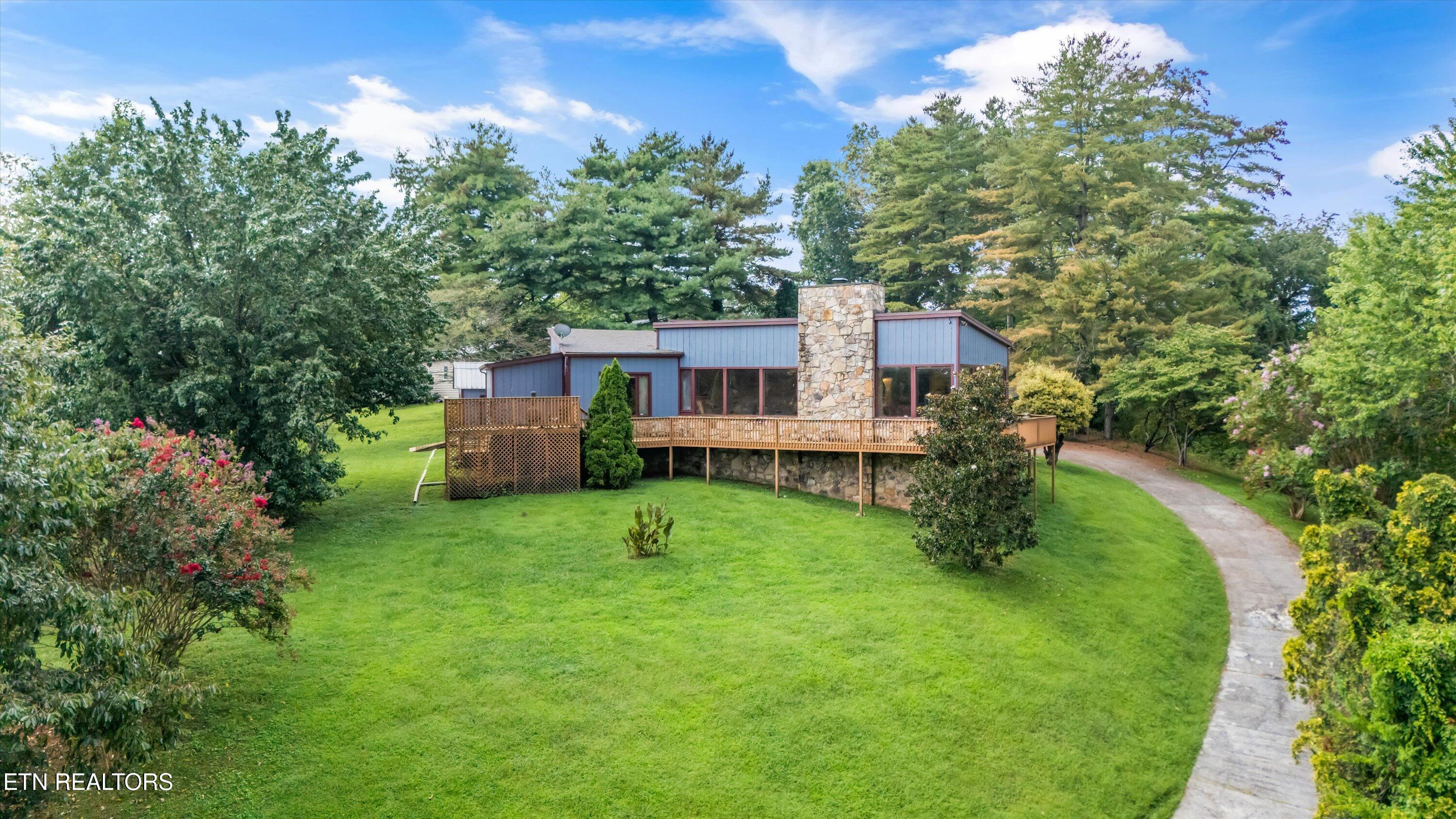 411 Orchard Knob Road Clinton TN 37716